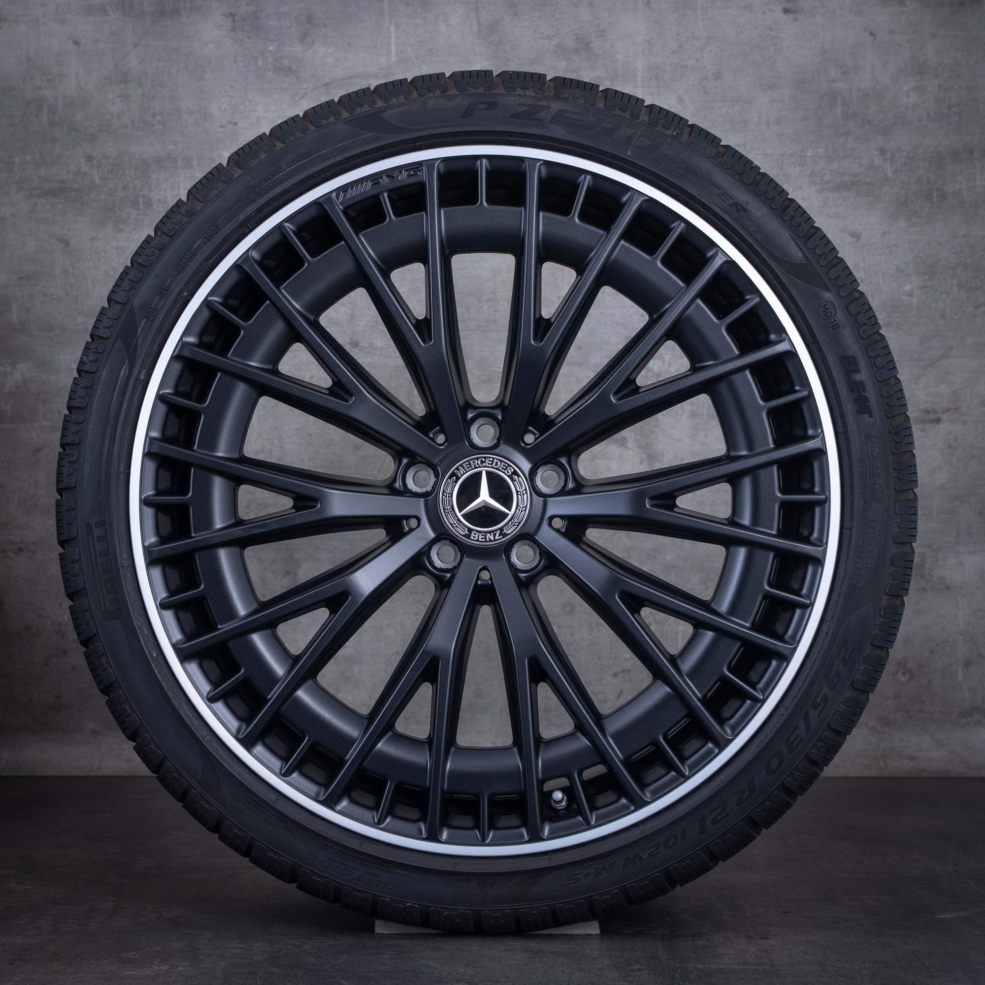Roues hiver d'origine Mercedes-Benz EQE 43 53 AMG 21 pouces V295 4Matic références A2954012900 A2954013000 noir mat avec jantes diamantées