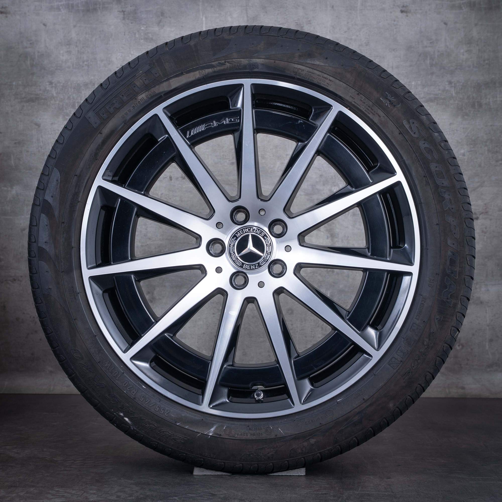 OEM Mercedes-Benz EQC 20inch N293 summer wheels A2934010800 A2934010900 Black Front diamond cut - wheel 3 of 4