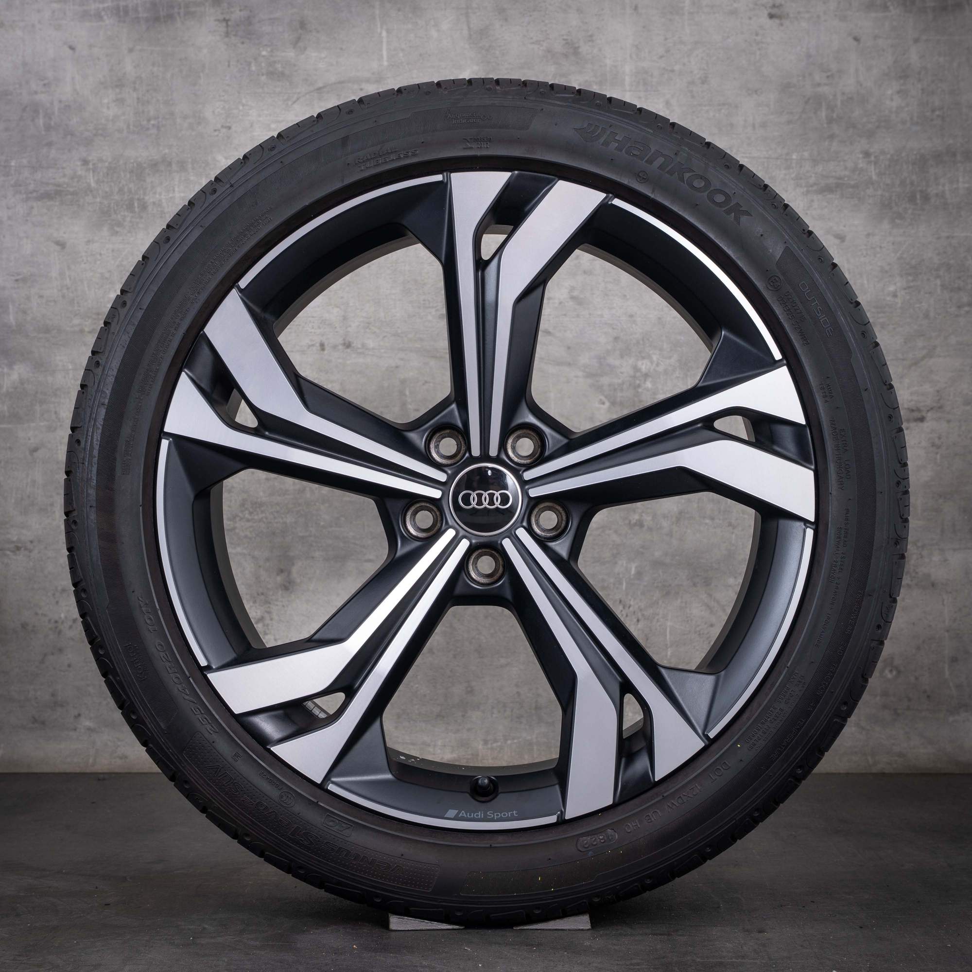 Orijinal Audi Q3 RS Q3 & Sportback Kış Lastikleri 20 inç F3 Jantlar 83A601025AC mat siyah elmas kesim