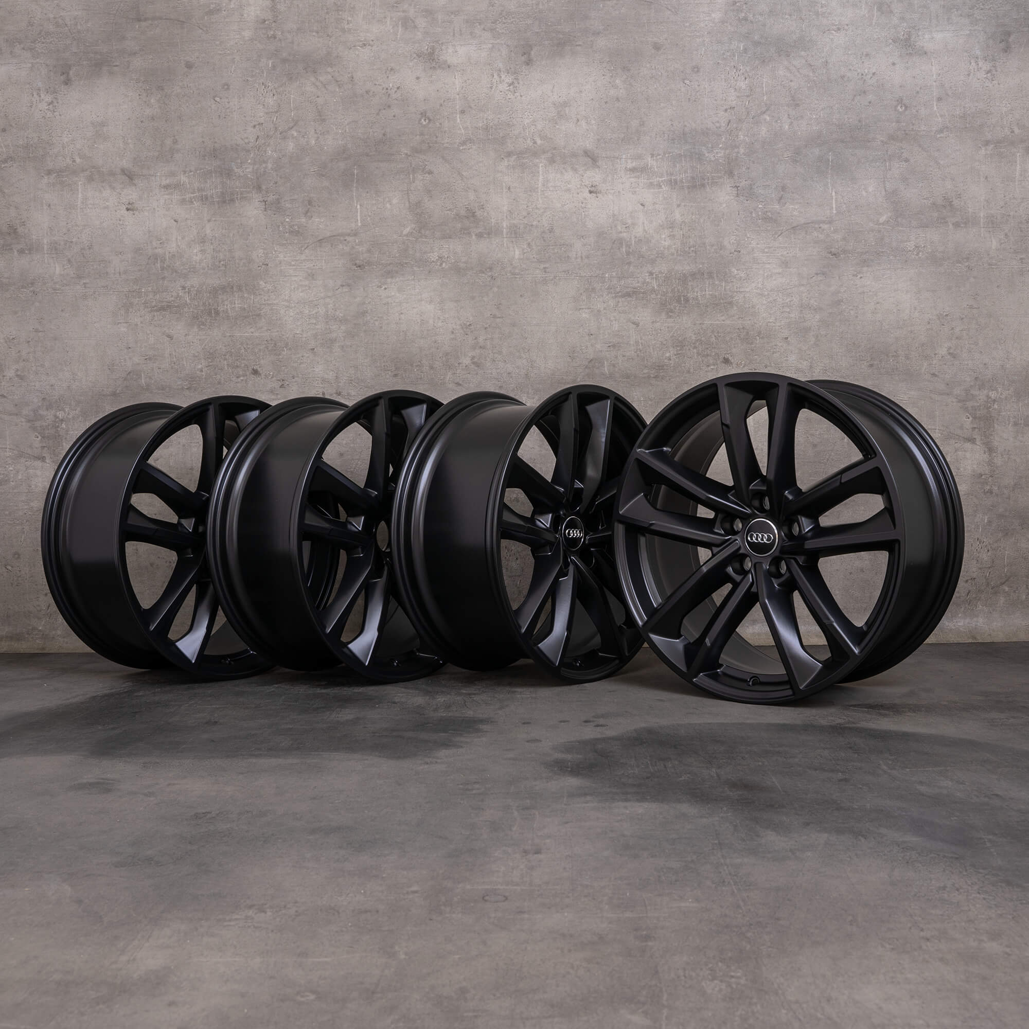 Original Audi A5 S5 fälgar 19 tum 8W B9 F5 8W0601025DC svart matt