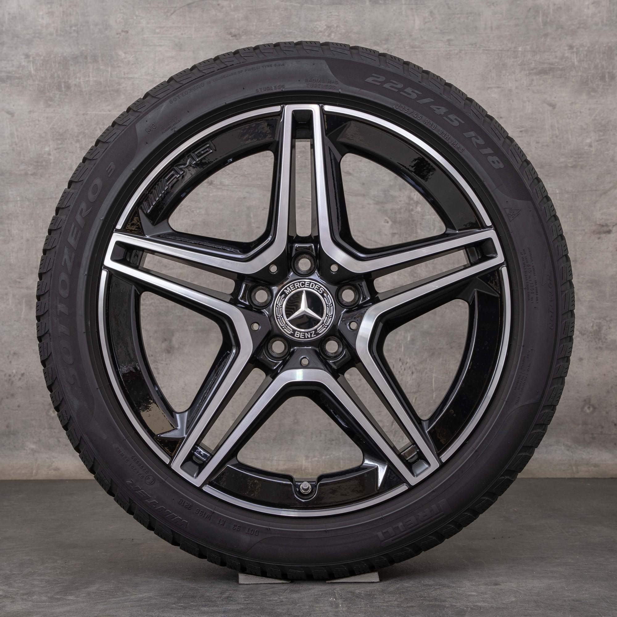 Alkuperäiset Mercedes Benz A B-sarjan CLA AMG talvirenkaat 18 tuuman W177 V177 W247 X118 C118 vanteet A1774011500 musta kiillotettu