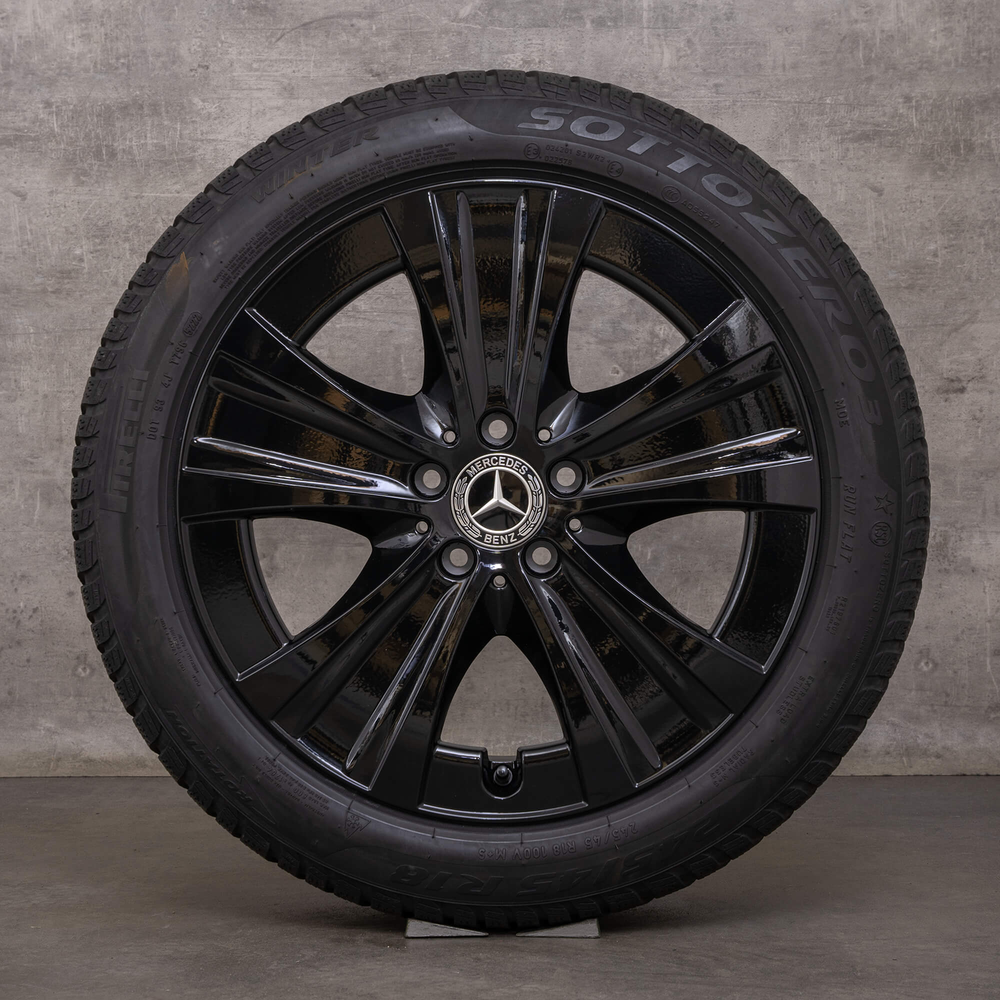 Neumáticos de invierno originales Mercedes Benz Clase E 18 pulgadas W213 S213 C238 A238 llantas A2134013700 negro alto brillo