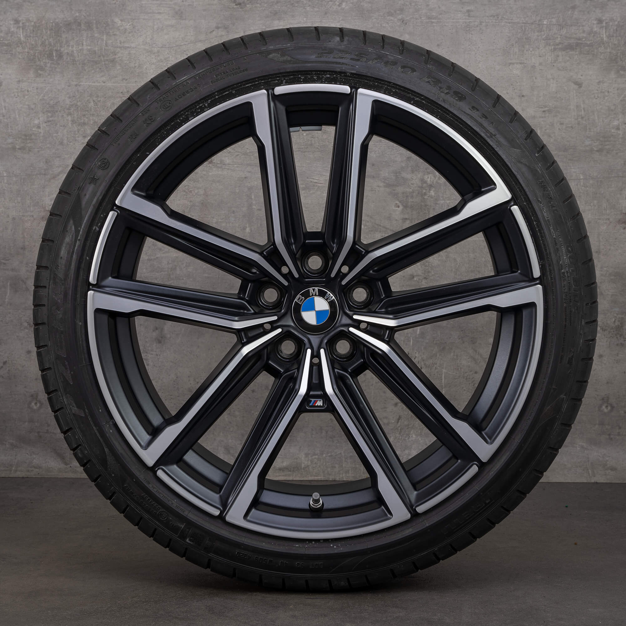 BMW 19 tums fälgar 2er G42 3er G20 G21 4er G22 G23 M797 sommardäck sommarhjul