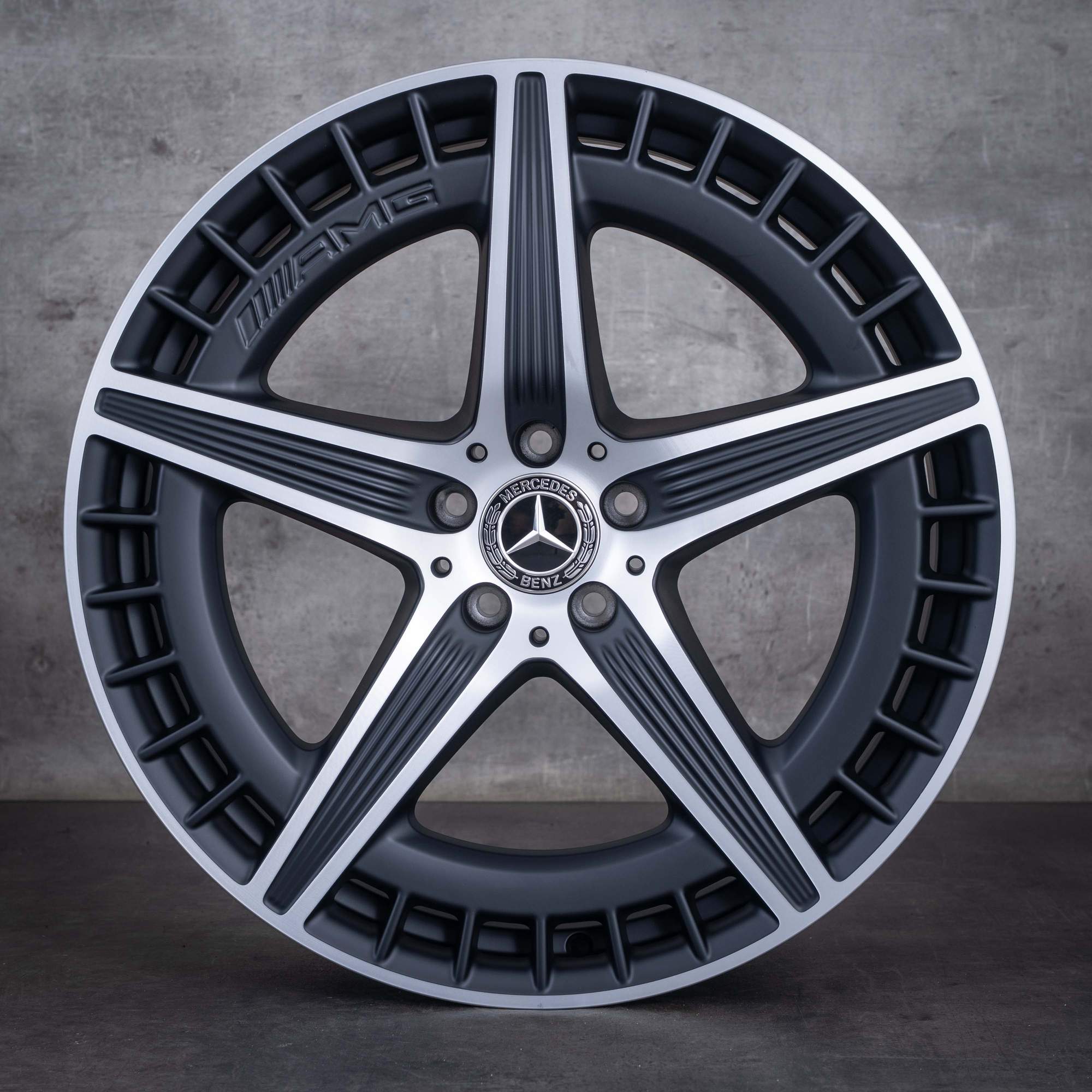 Originale anvelope de iarnă Mercedes-Benz EQE 43 53 AMG 21 inci 4MATIC X294 A2944011400 negru mat față diamantată NOI