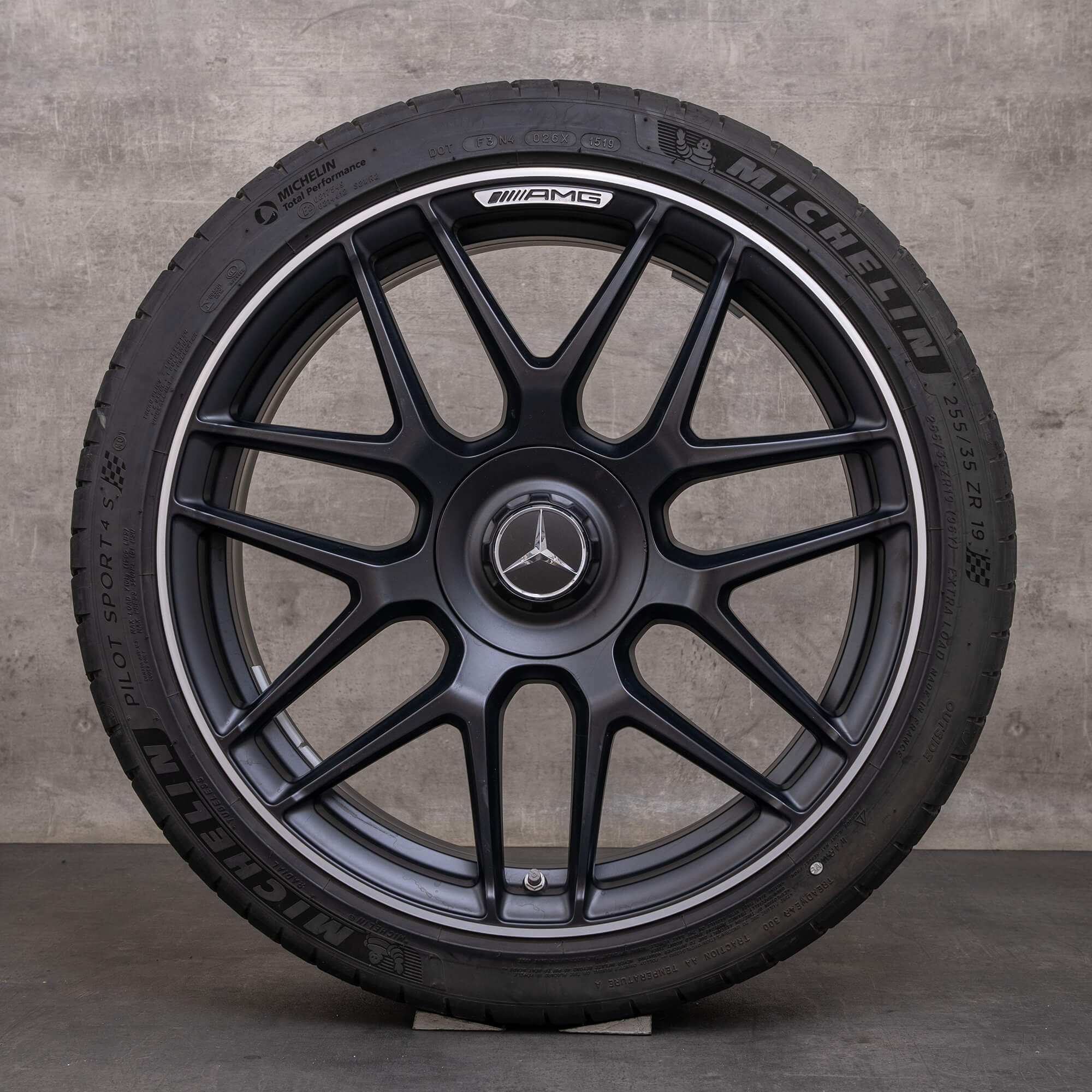 Jantes genuínas Mercedes Benz CLA 45 & S AMG de 19 polegadas C118 X118 jantes verão A1774012400 preto mate brilhante torneado