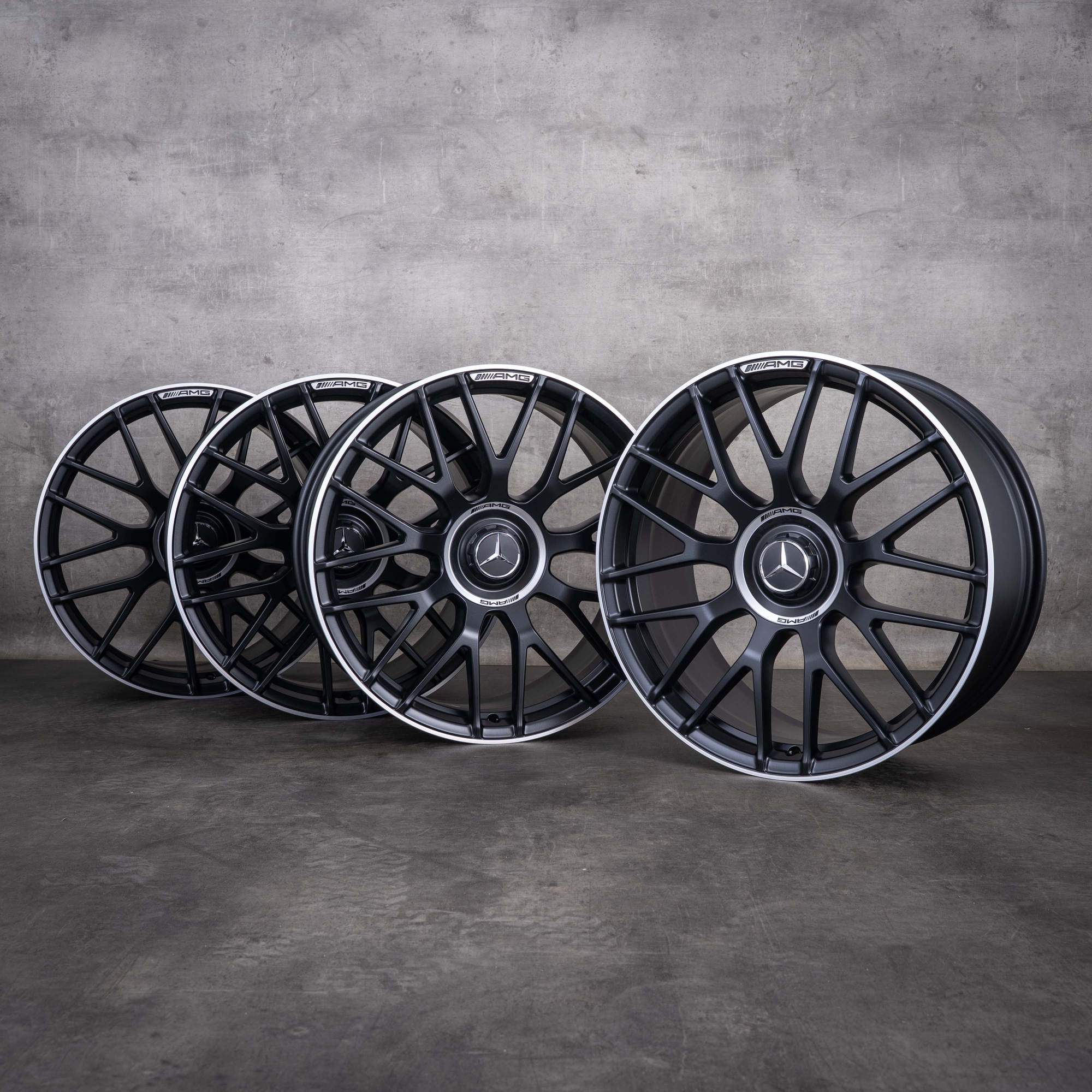 Jante originale Mercedes-Benz Clasa C C63 & S AMG de 19 inci W205 S205 A2054011700 A2054011800 negru mat diamantate NOI