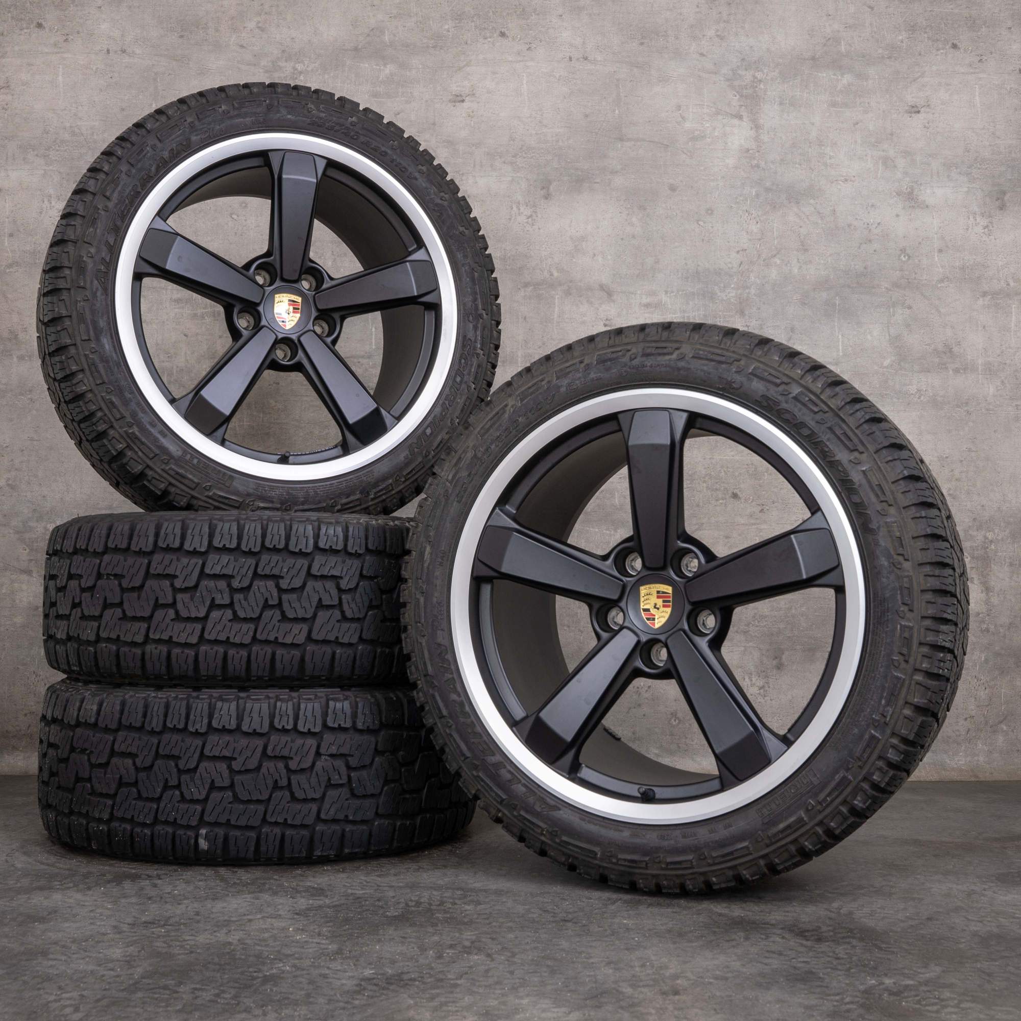 Original Porsche 911 992 I Dakar Felgen 19 20 Zoll Allwetterreifen 992601025EP 992601025EQ Safari Design schwarz matt glanzgedreht