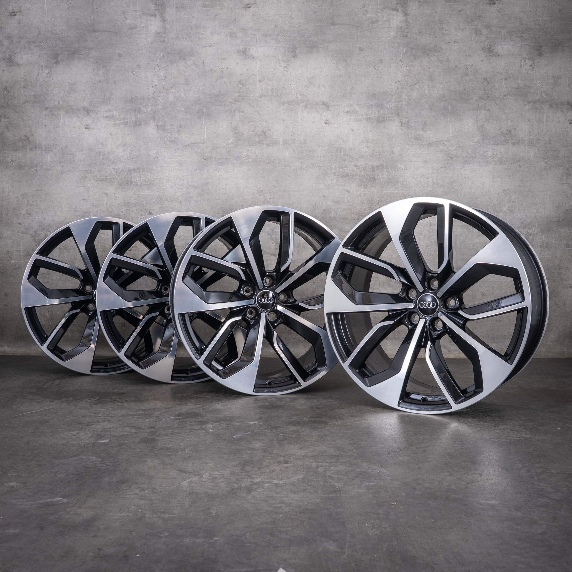OEM Audi RS4 RS5 20inch rims B9 8W F5 8W0601025CT Granite diamond cut