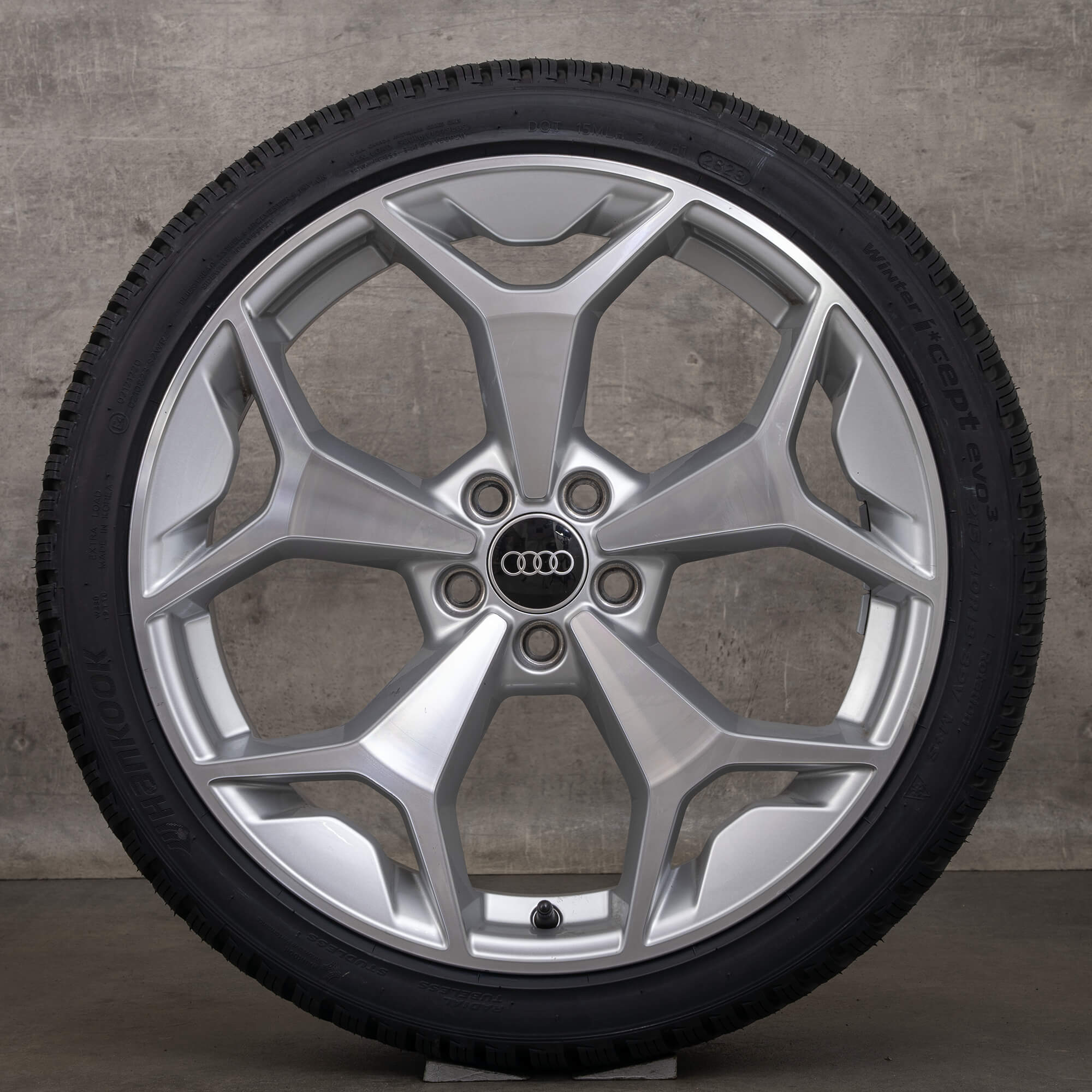 Rodas de inverno originais Audi A1 GB 18 polegadas, jantes, pneus 82A601025L