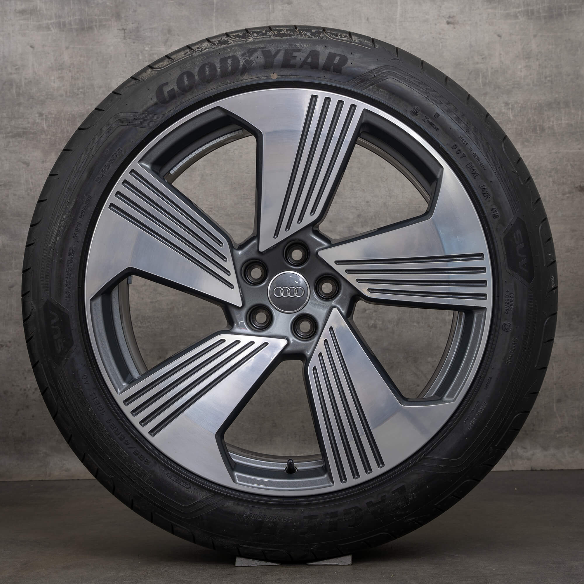 Audi 21 tums fälgar Q8 e-tron GE Sportback 4KE601025F sommarhjul Turbin