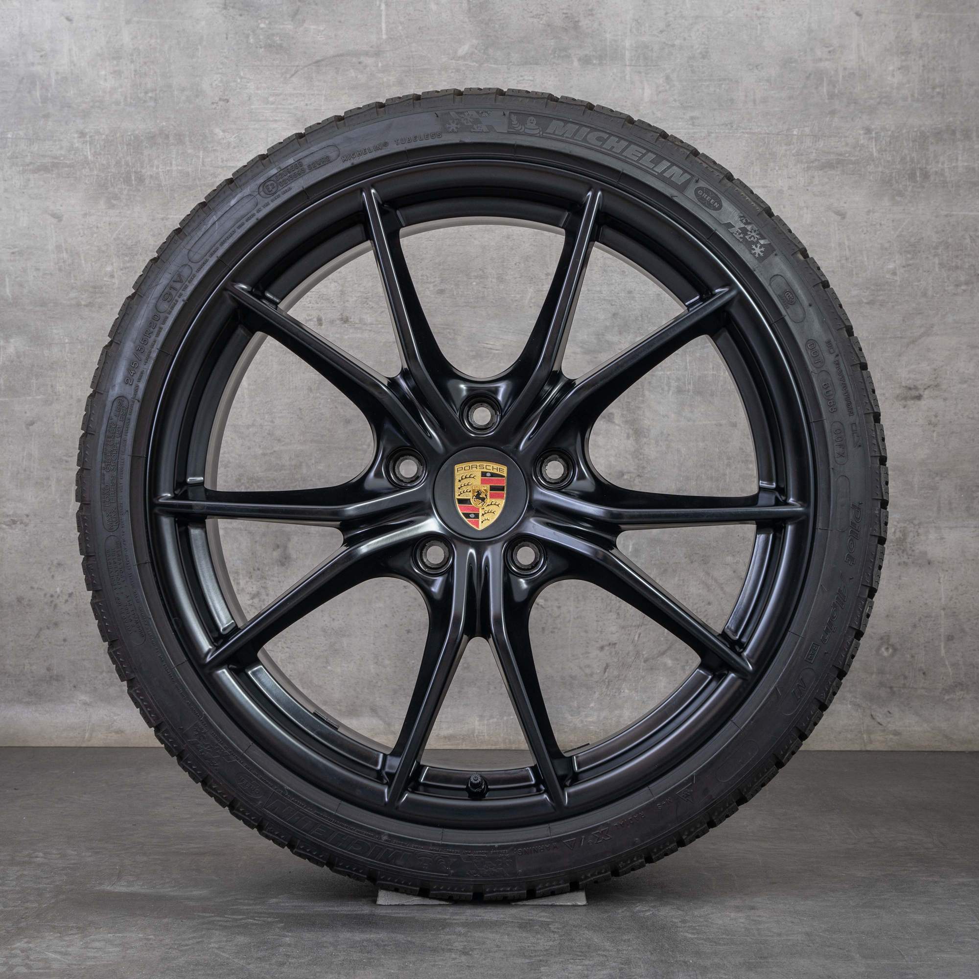 Oryginalne koła zimowe Porsche 911 20 cali 991 II Carrera 4 & S GTS Felgi 99136271000 99136276003 czarny mat