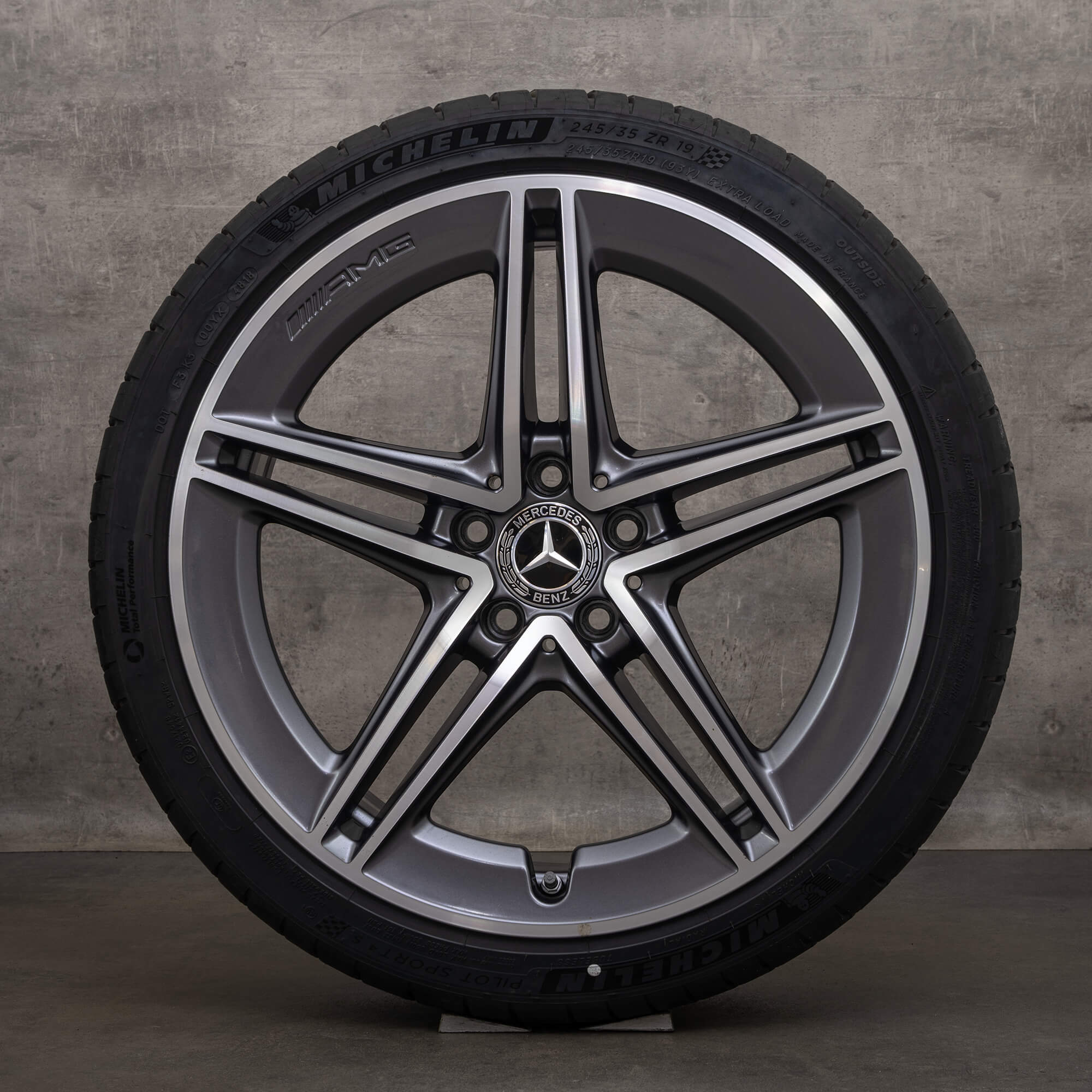 Llantas originales Mercedes Benz AMG Clase A 19 pulgadas W177 A45 de verano A1774012300 Gris Himalaya brillante