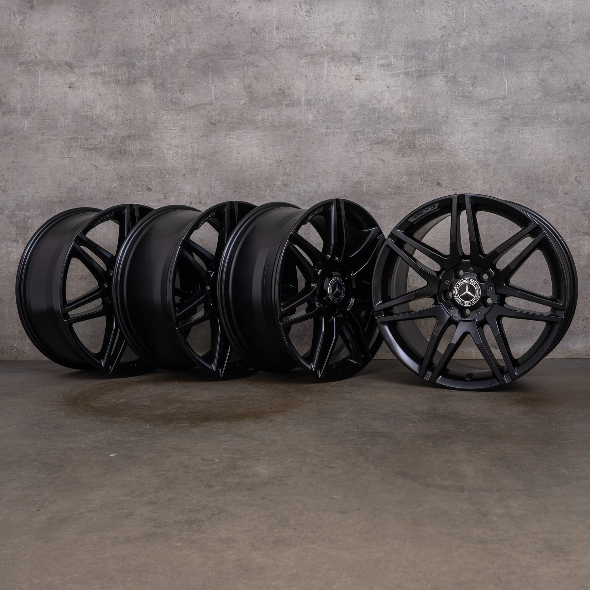 Originální disky Mercedes Benz třídy E AMG 19" W212 S212 A2124014502 A2124014602 černé matné