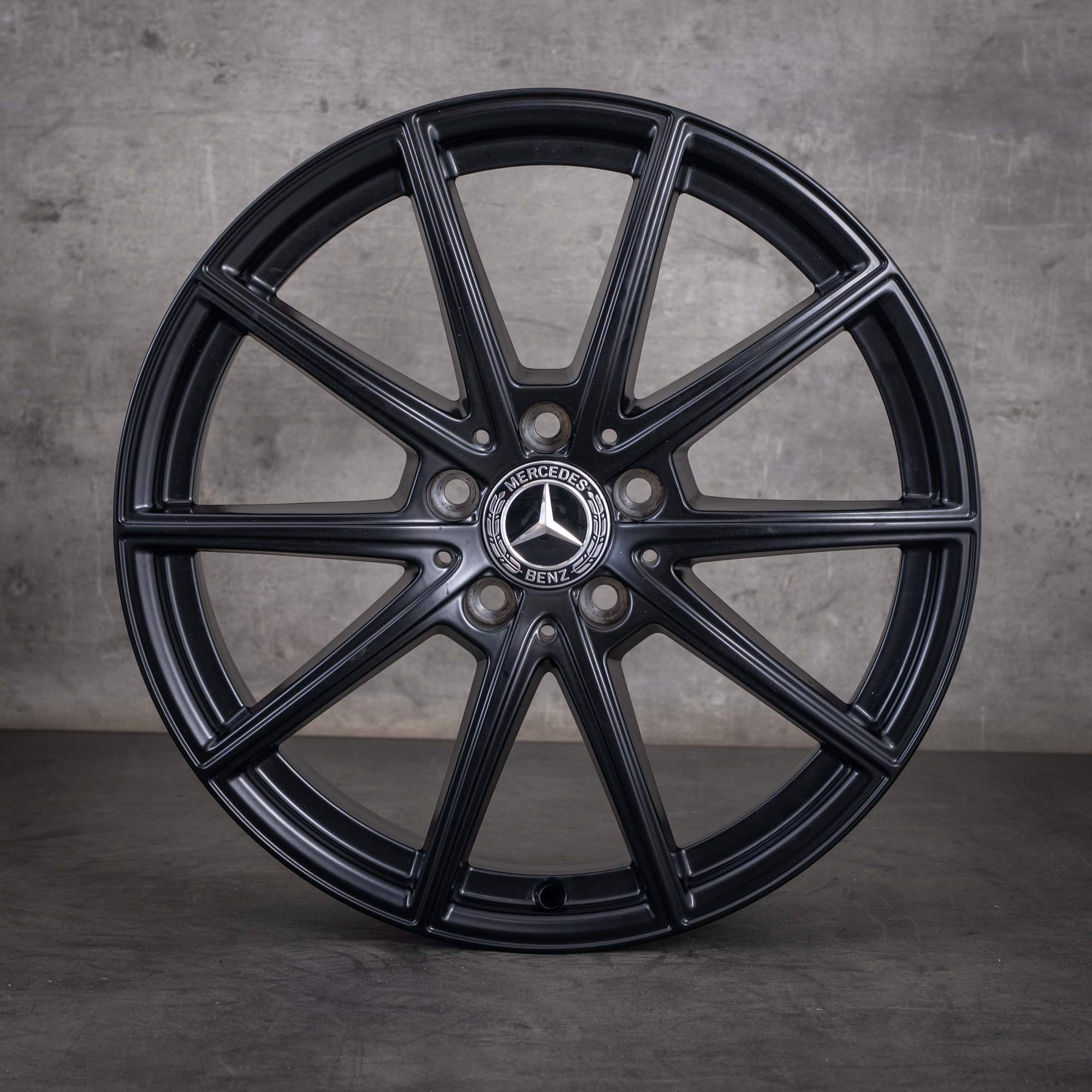 Original Mercedes Benz GLA GLB 18 Zoll H247 X247 Felgen A2474012600 schwarz matt - Felge 3 von 4