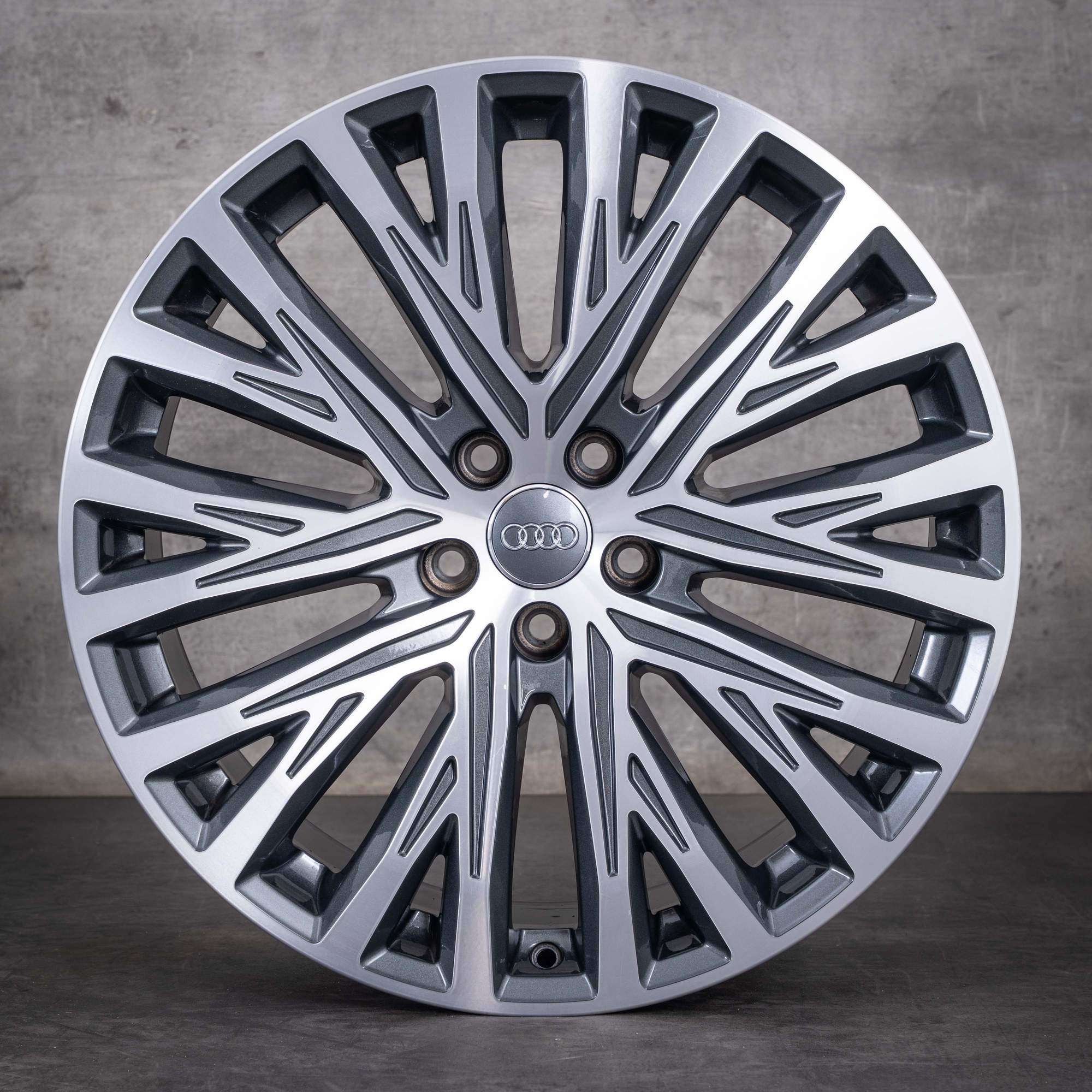 Original Audi A8 S8 Winterräder 20 Zoll 4N D5 Felgen 4N0601025M titan glanzgedreht