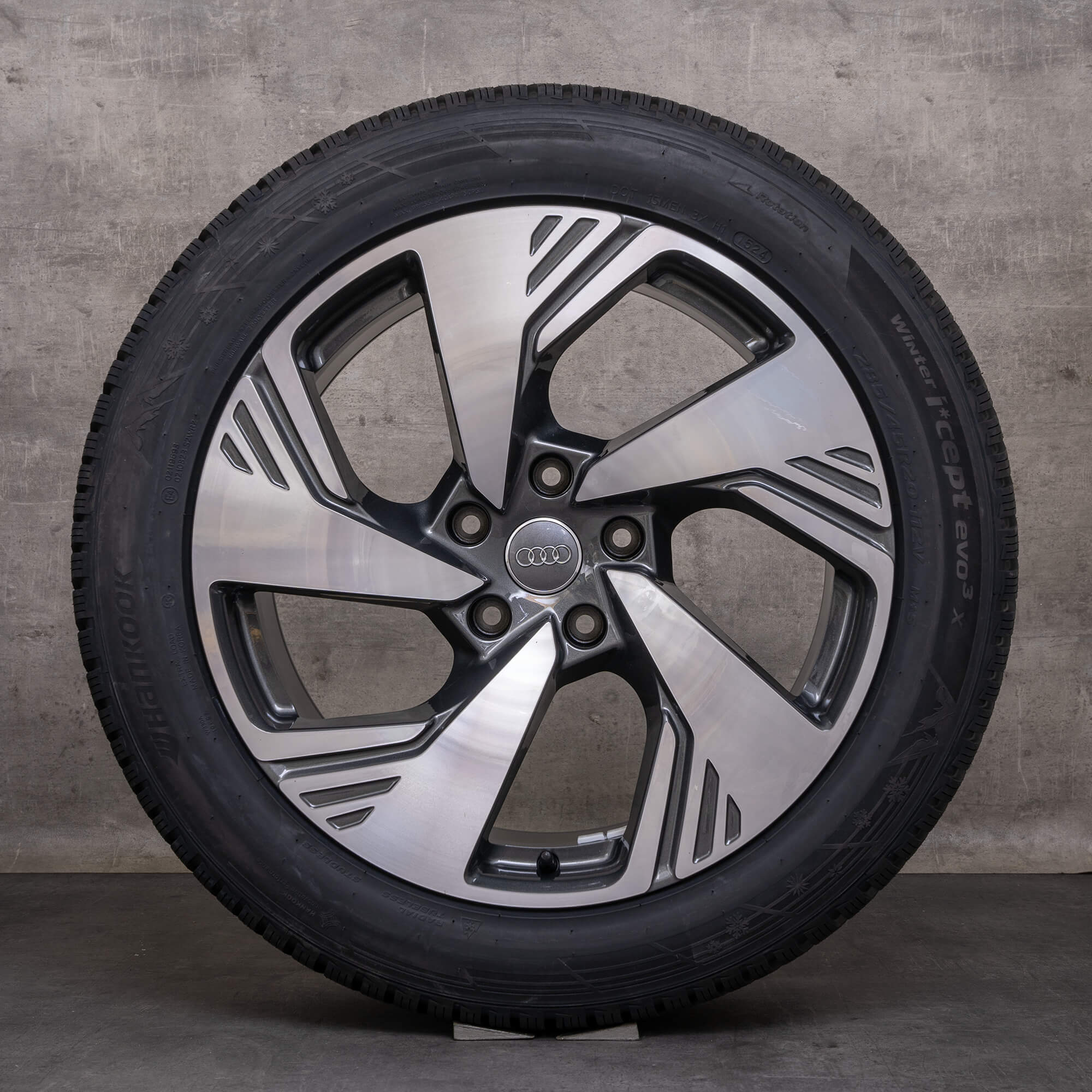 Oryginał Audi Q6 SQ6 e-tron koła zimowe 20 cali GF felgi 85H601025BR 85H601025BS antracyt polerowane