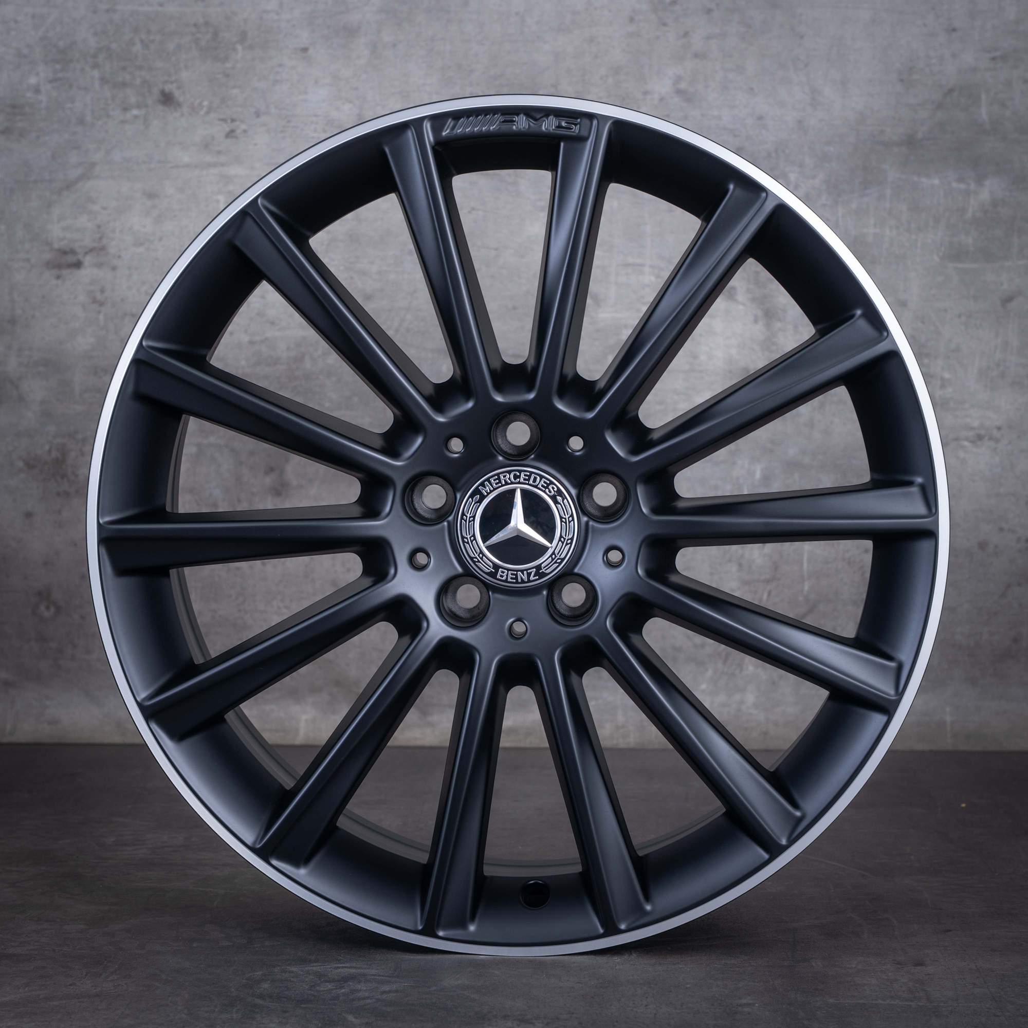 Original Mercedes Benz C-Klasse AMG Felgen 19 Zoll W205 S205 C205 A205 A2054011300 A2054011400 schwarz matt rand glanzgedreht