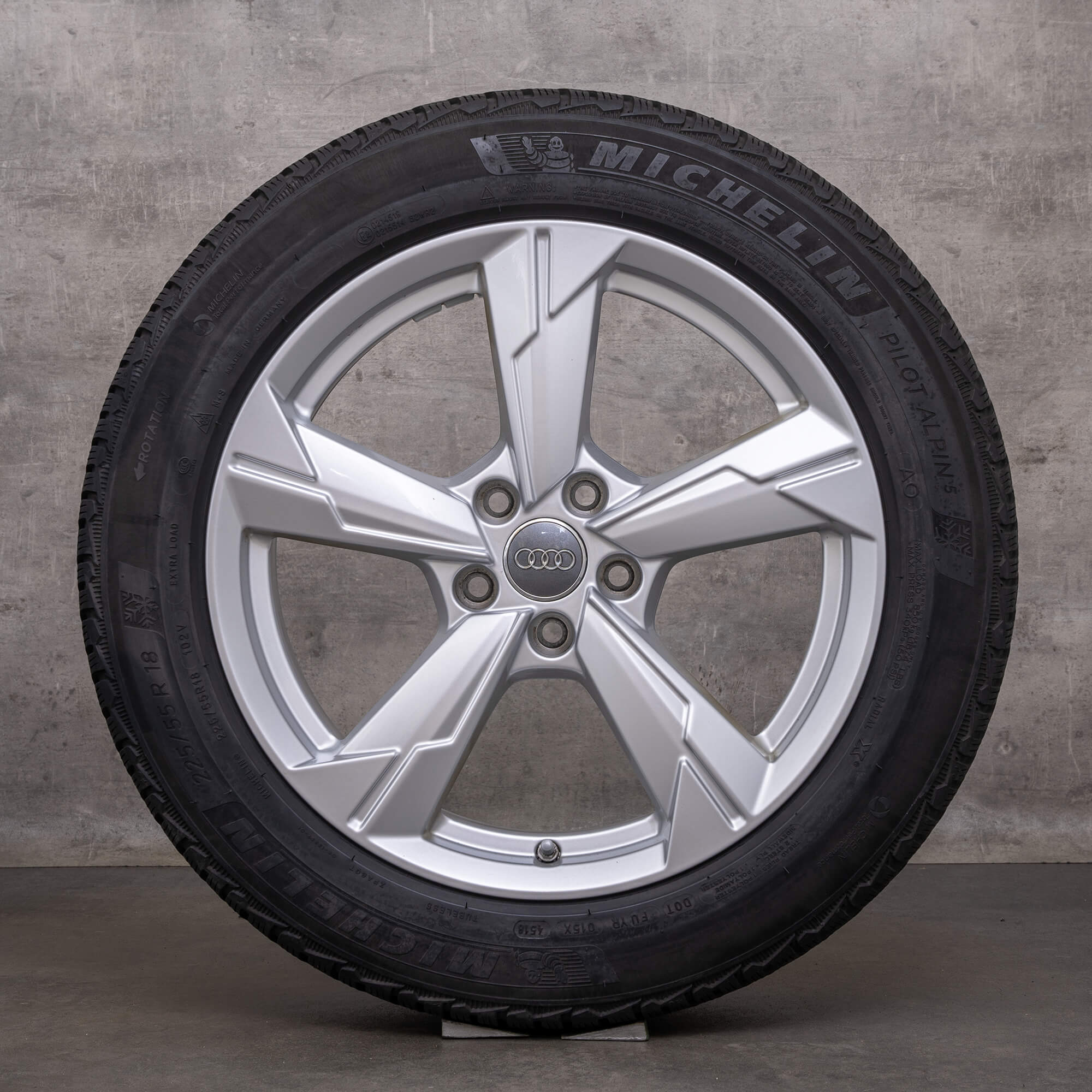 Original Audi A6 S6 roues d'hiver 18 pouces 4K C8 jantes 4K0601025D argent