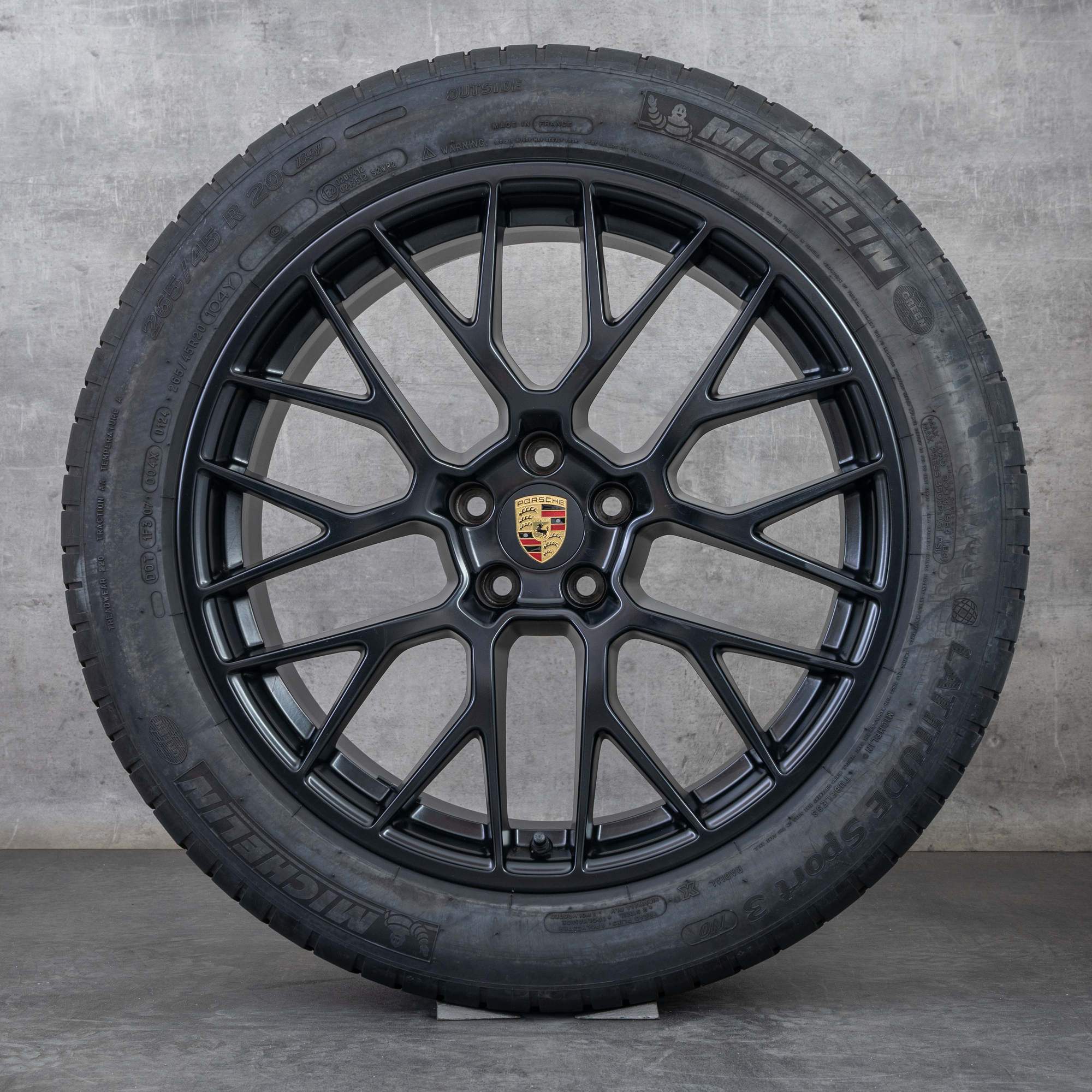 Alkuperäiset Porsche Macan talvirenkaat 20 tuuman I II vanteet RS Spyder 95B601025DS 95B601025DT musta matta
