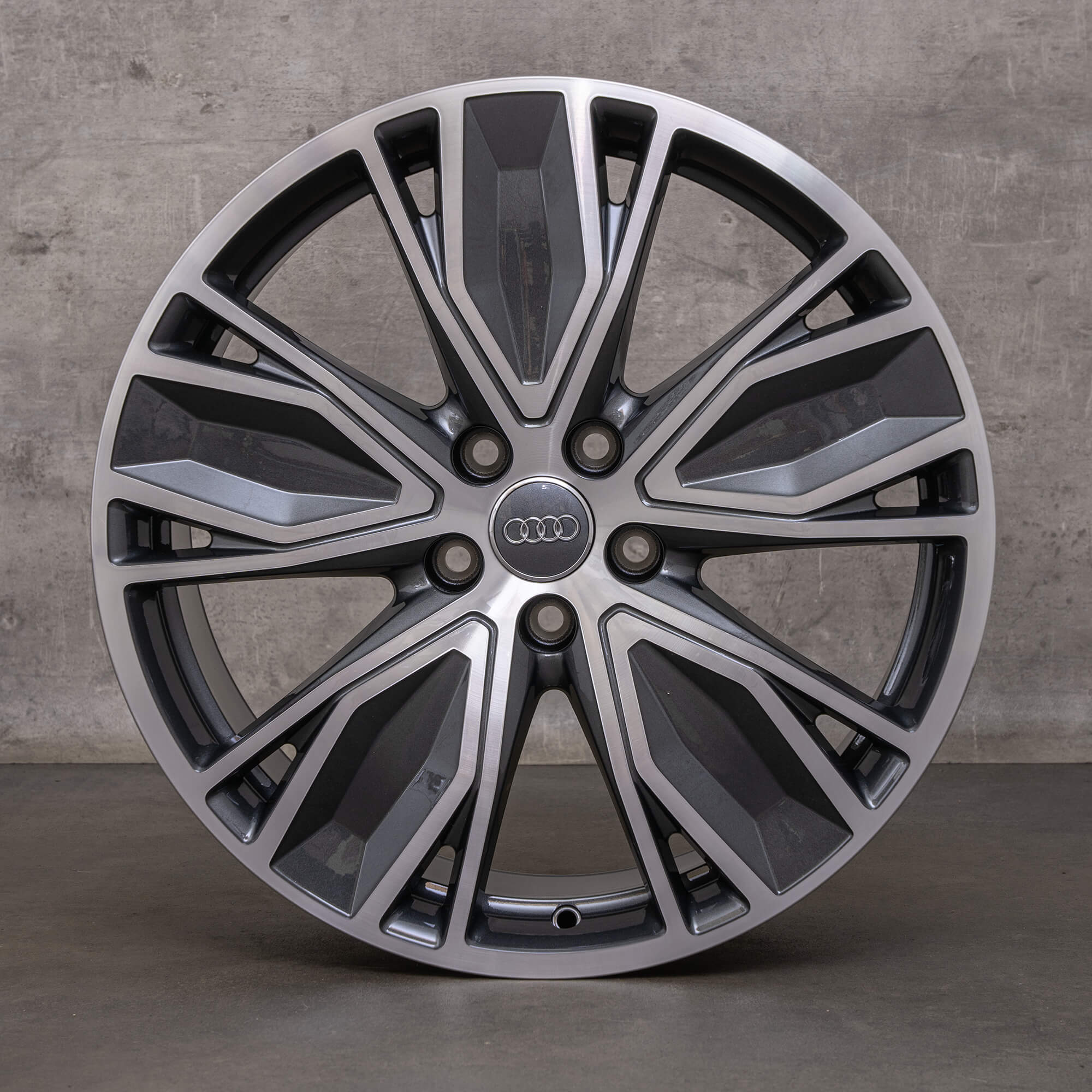 Originele Audi A5 S5 velgen 19 inch B10 8B3601025AT zwart hoogglans gedraaid NIEUW
