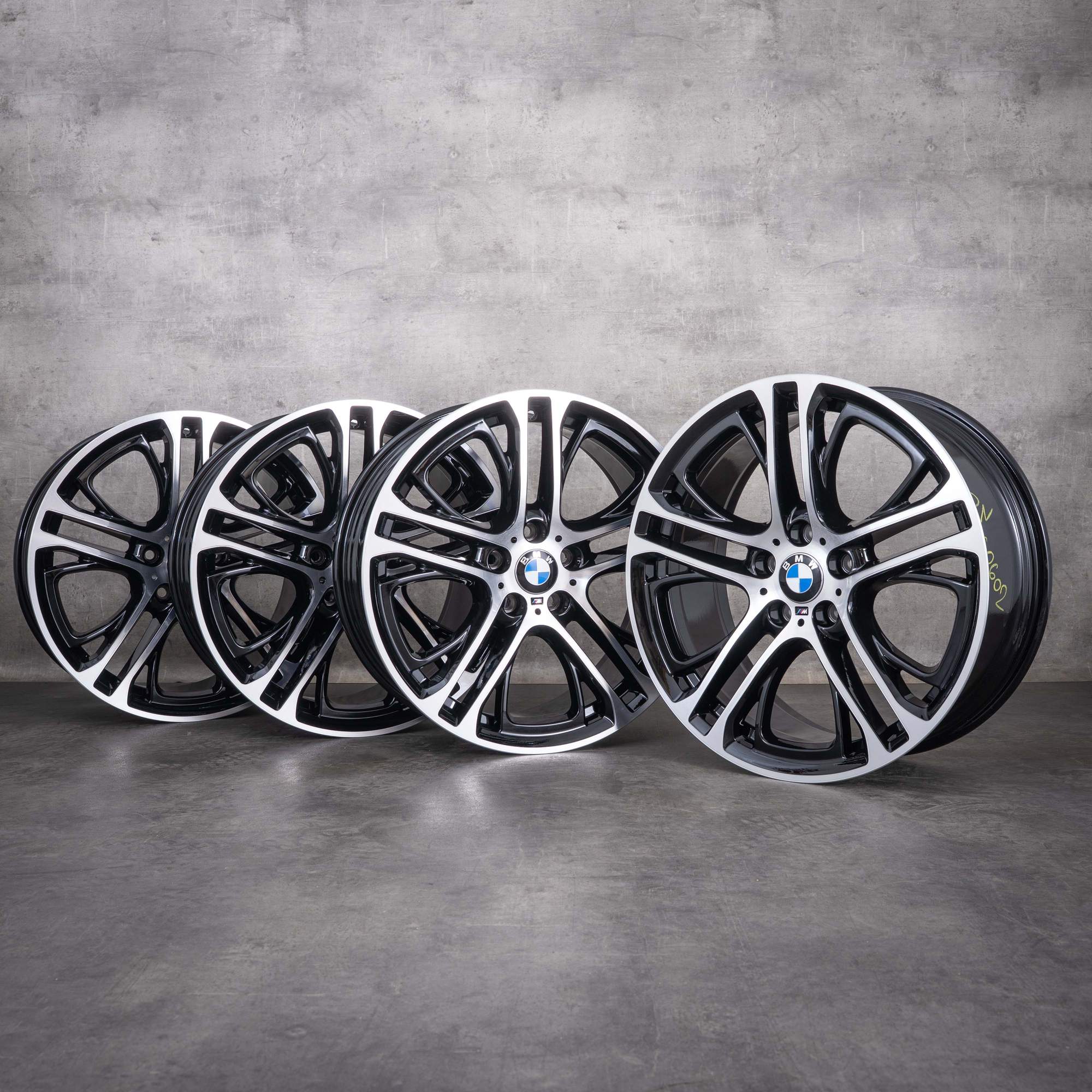 Oryginalne felgi BMW X3 X4 20 cali F25 F26 Styling 310 M 6787582 6787583 czarne z efektem diamond cut NOWE