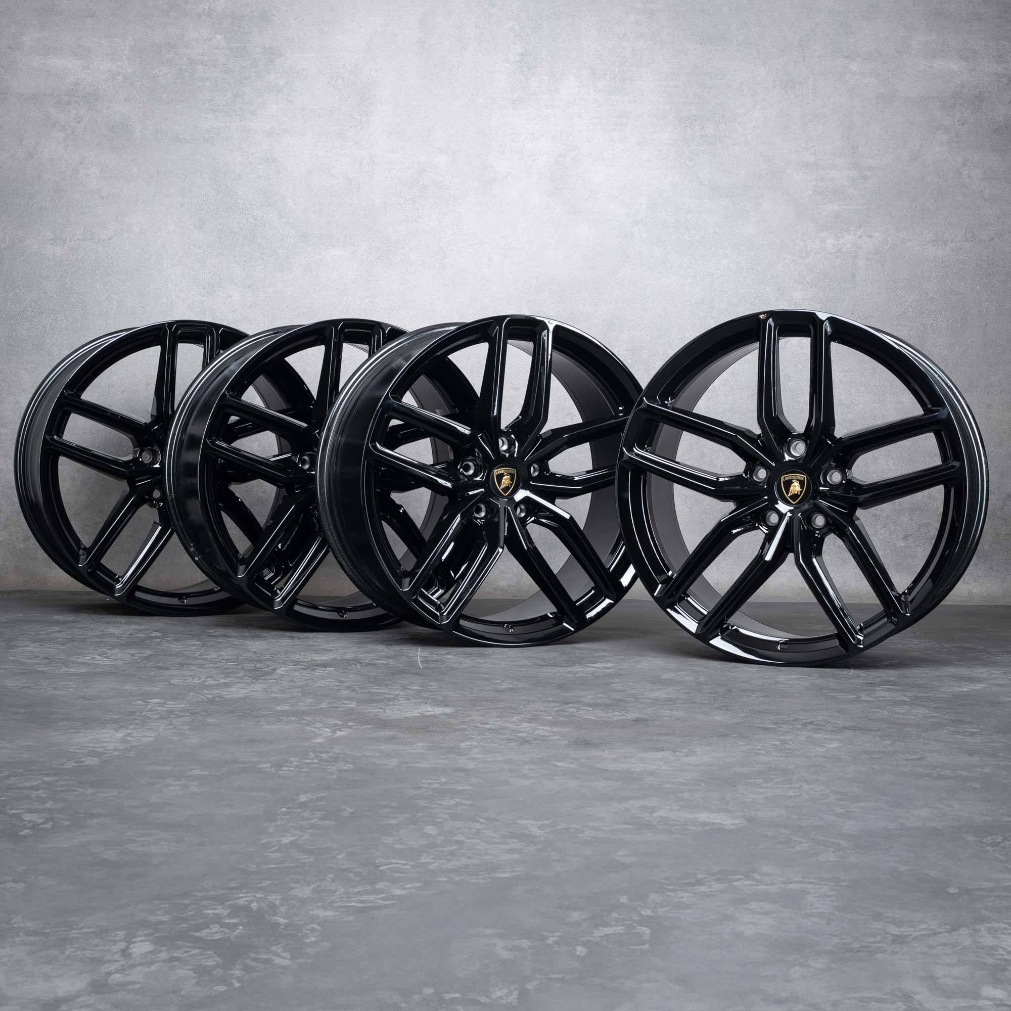 Cerchi auto originali Lamborghini Urus 21 pollici 4ML601025CE 4ML601025CF nero lucido