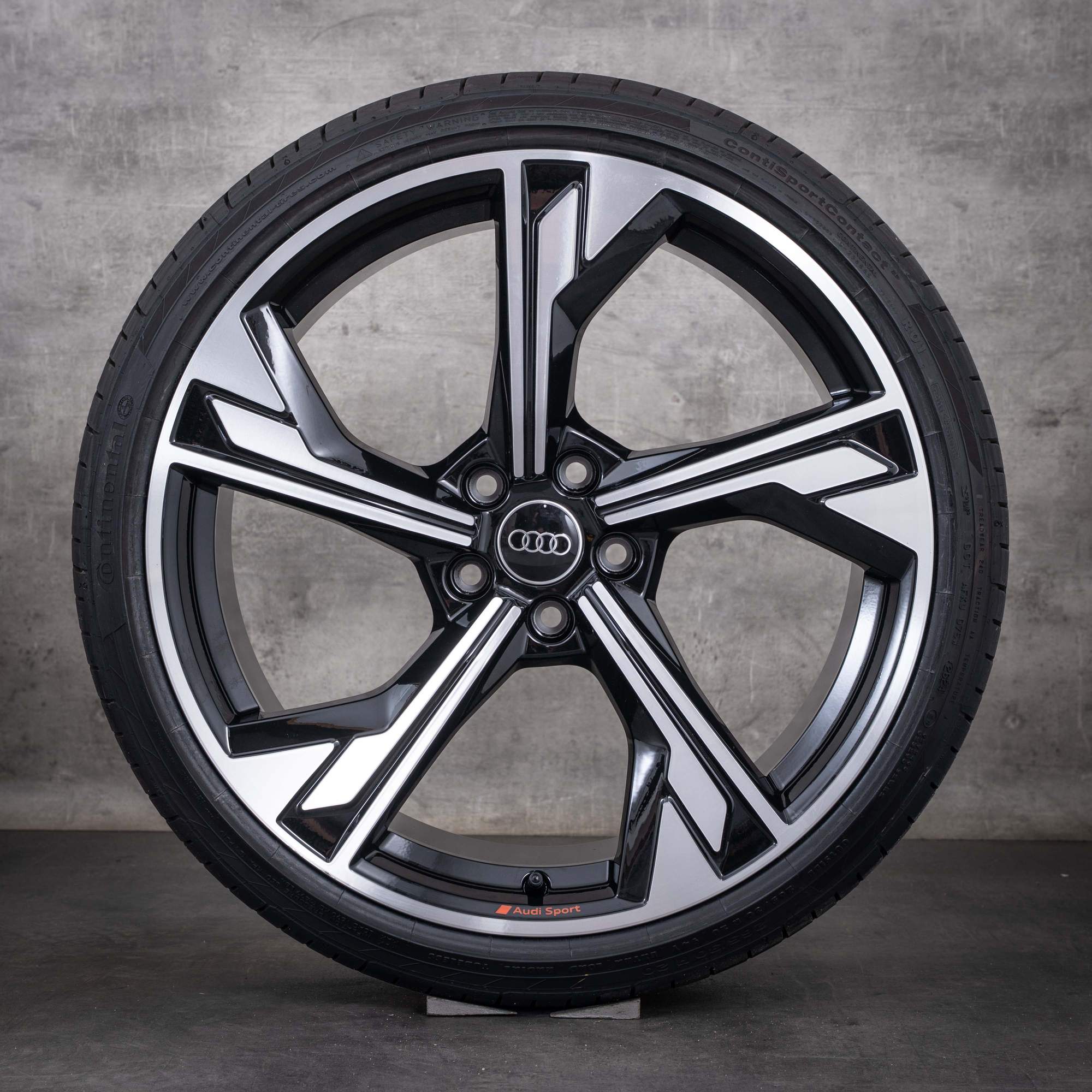 Original Audi A5 S5 Felgen 20 Zoll F5 8W B9 Sommerräder Flag 8W0601025FR schwarz glanzgedreht