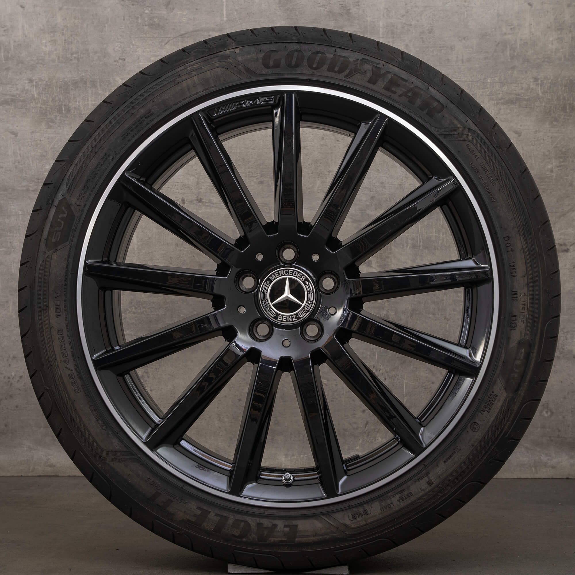 Original Mercedes AMG GLA GLB 247 20 inch winter tires A2474011600