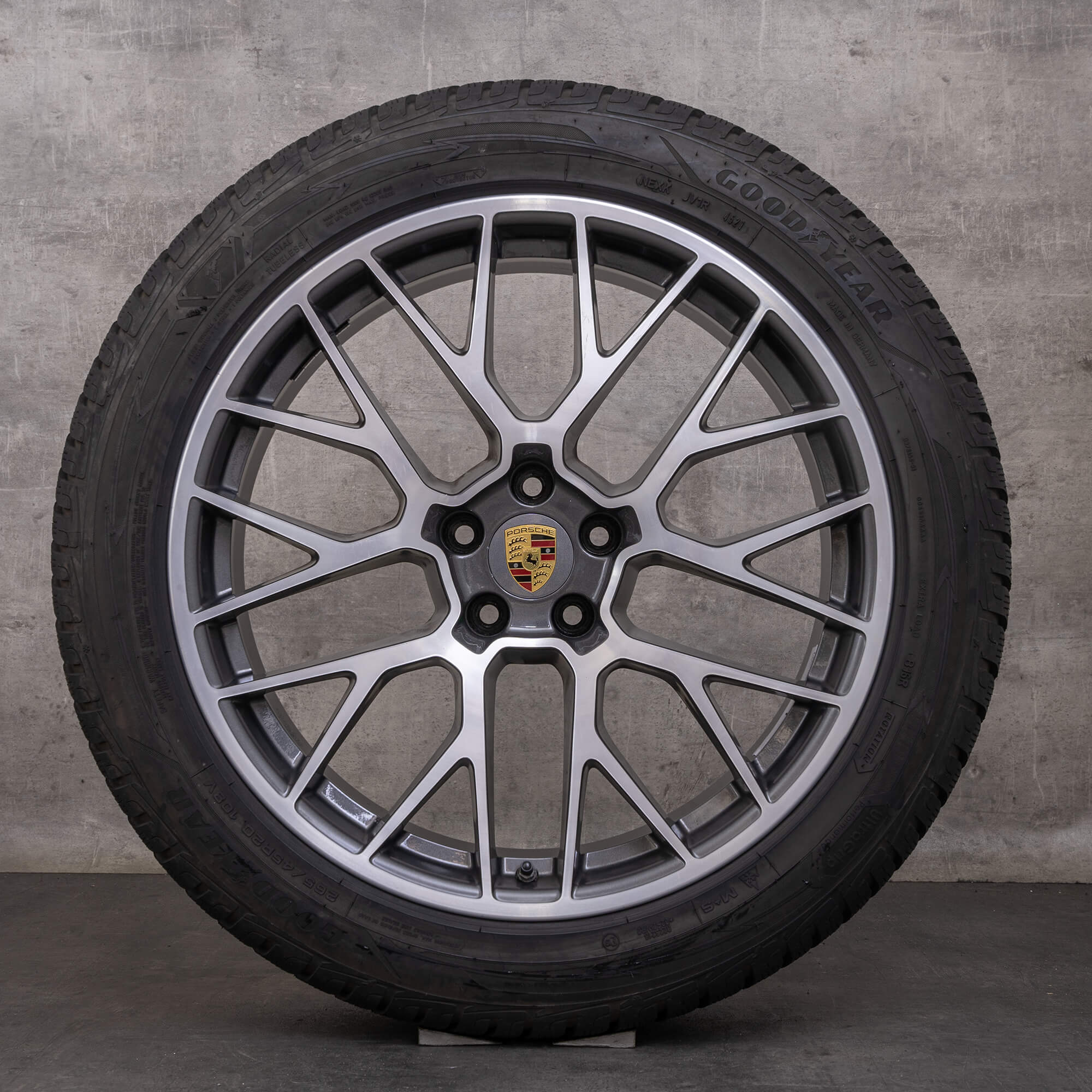 Anvelope de iarnă originale Porsche Macan I jante 20 inch 95B601025BP 95B601025BQ titan Lucios