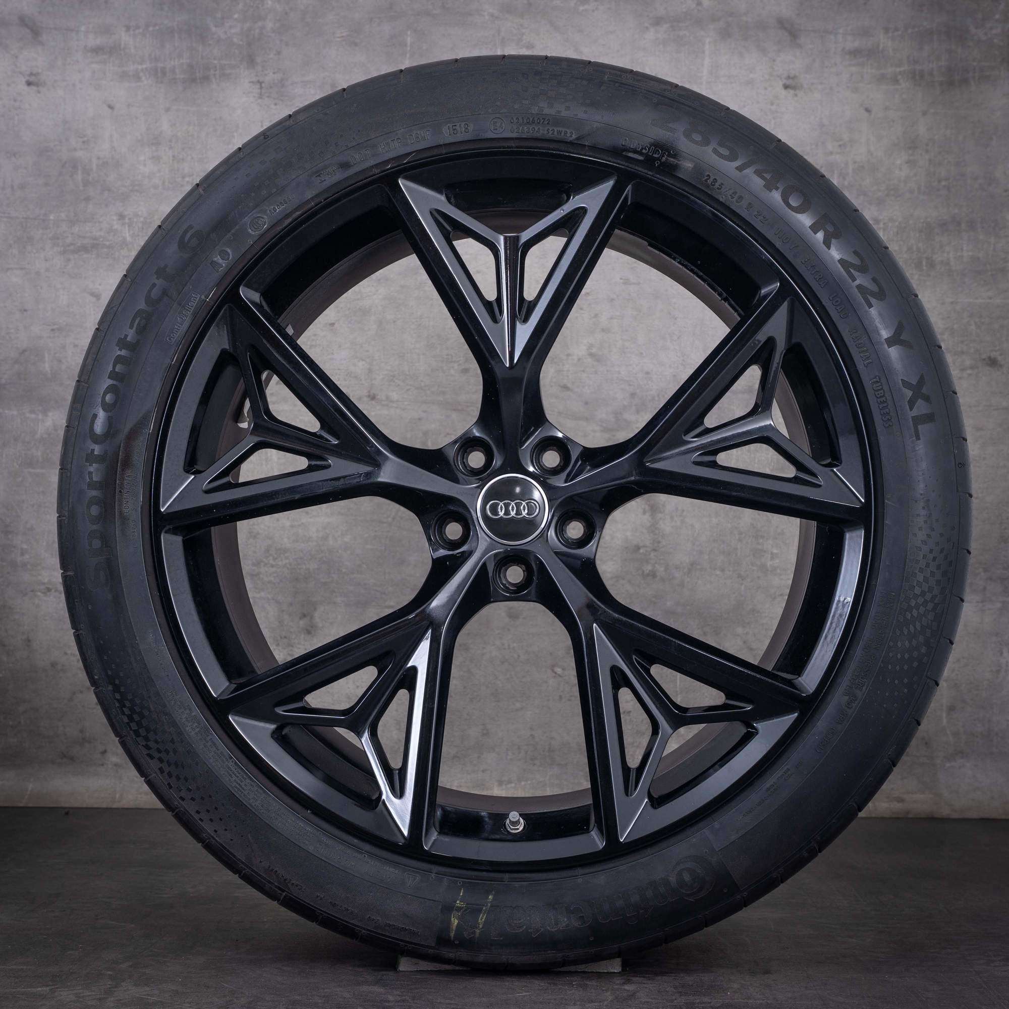 OEM Audi Q8 SQ8 winter wheels 22inch 4M8 rims 4M8601025AB Gloss Black