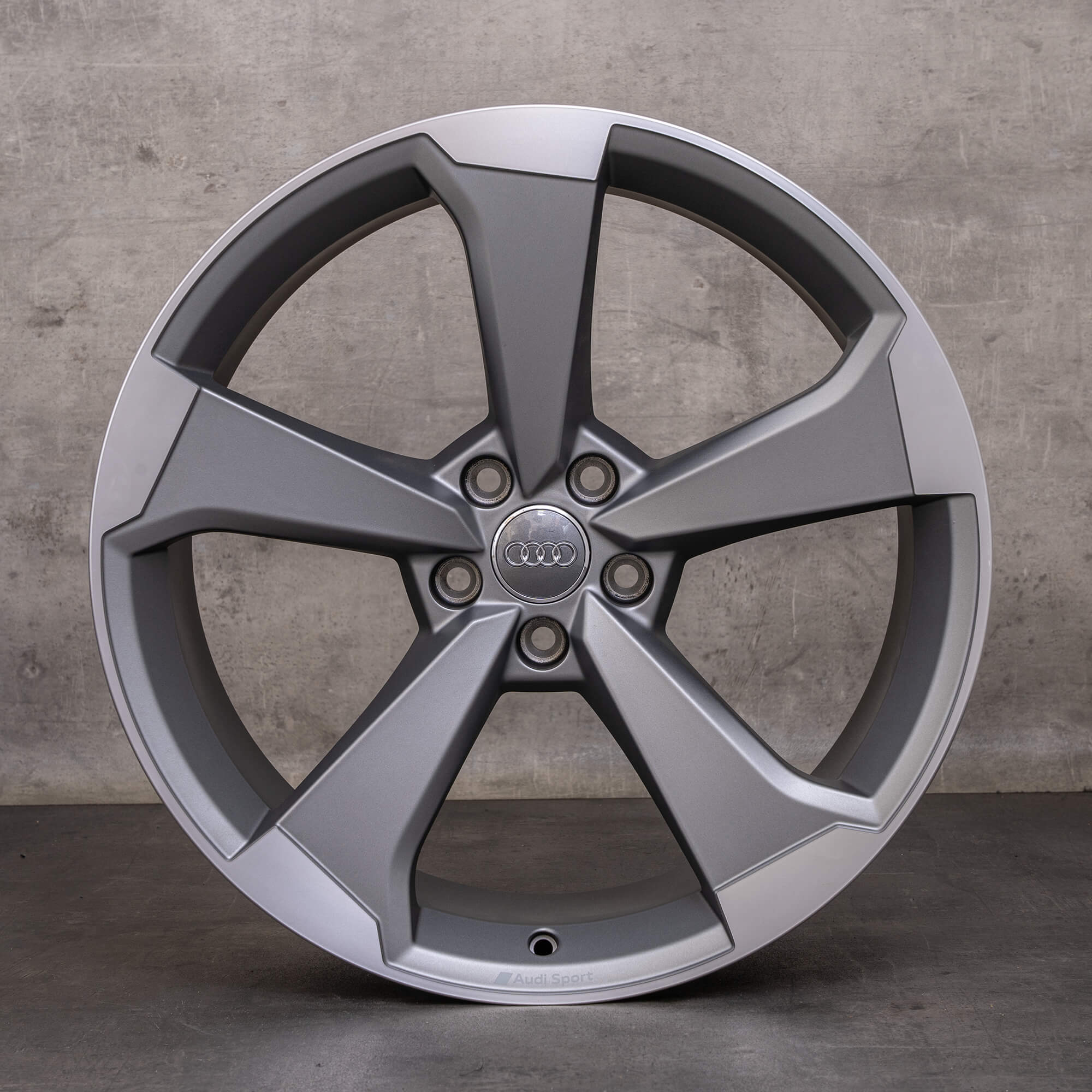 Originali cerchi Audi A5 S5 da 20 pollici F5 8W B9 8W0601025CF titanio opaco lucido