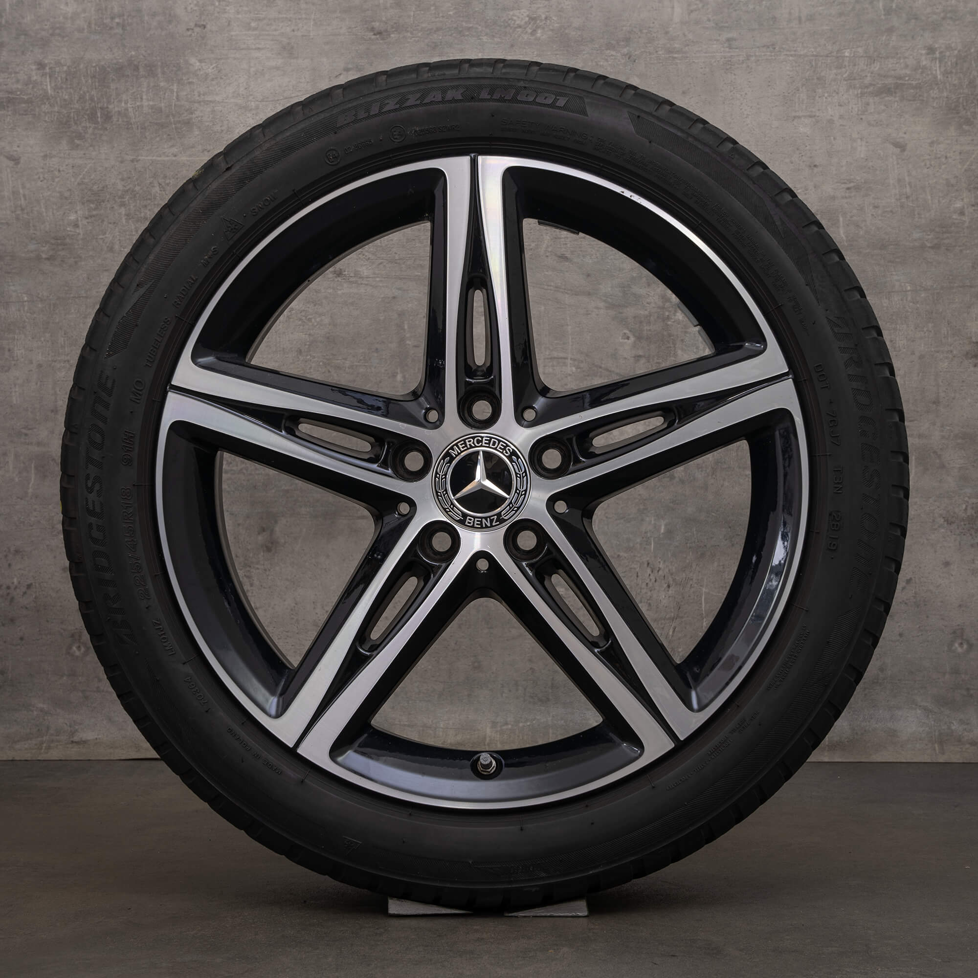 Original Mercedes Benz A B Klasse CLA AMG Winterräder 18 Zoll W177 W247 W118 Felgen A1774010700 schwarz glanzgedreht