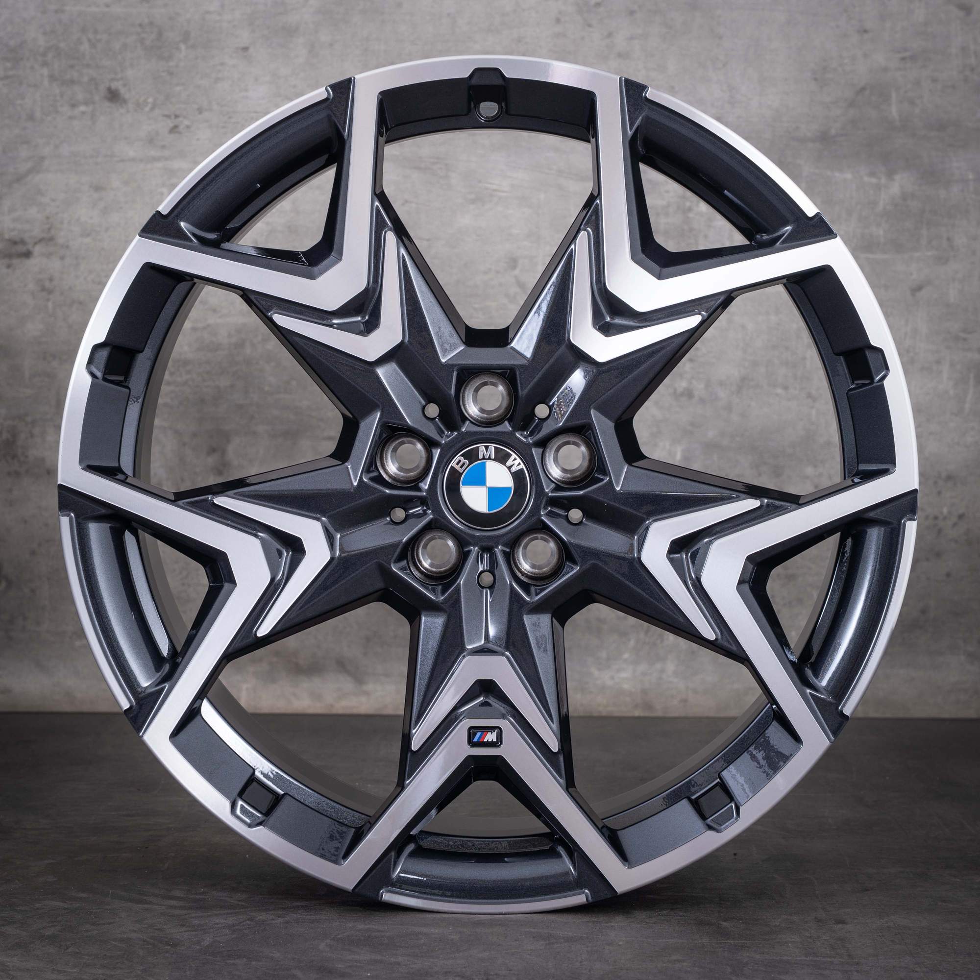Original BMW X1 iX1 X2 iX2 Felgen 20 Zoll U11 U10 Styling 873 M 6898053 midnight grey glanzgedreht
