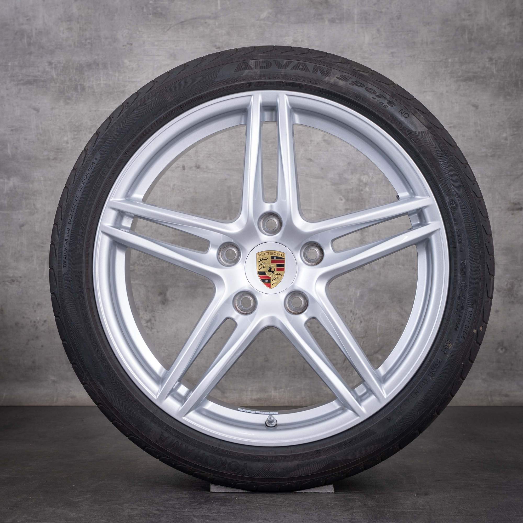Original Porsche 991 II Felgen 19 Zoll Carrera 4 4S GTS Sommerräder 99136251000 99136256001 silber glanz