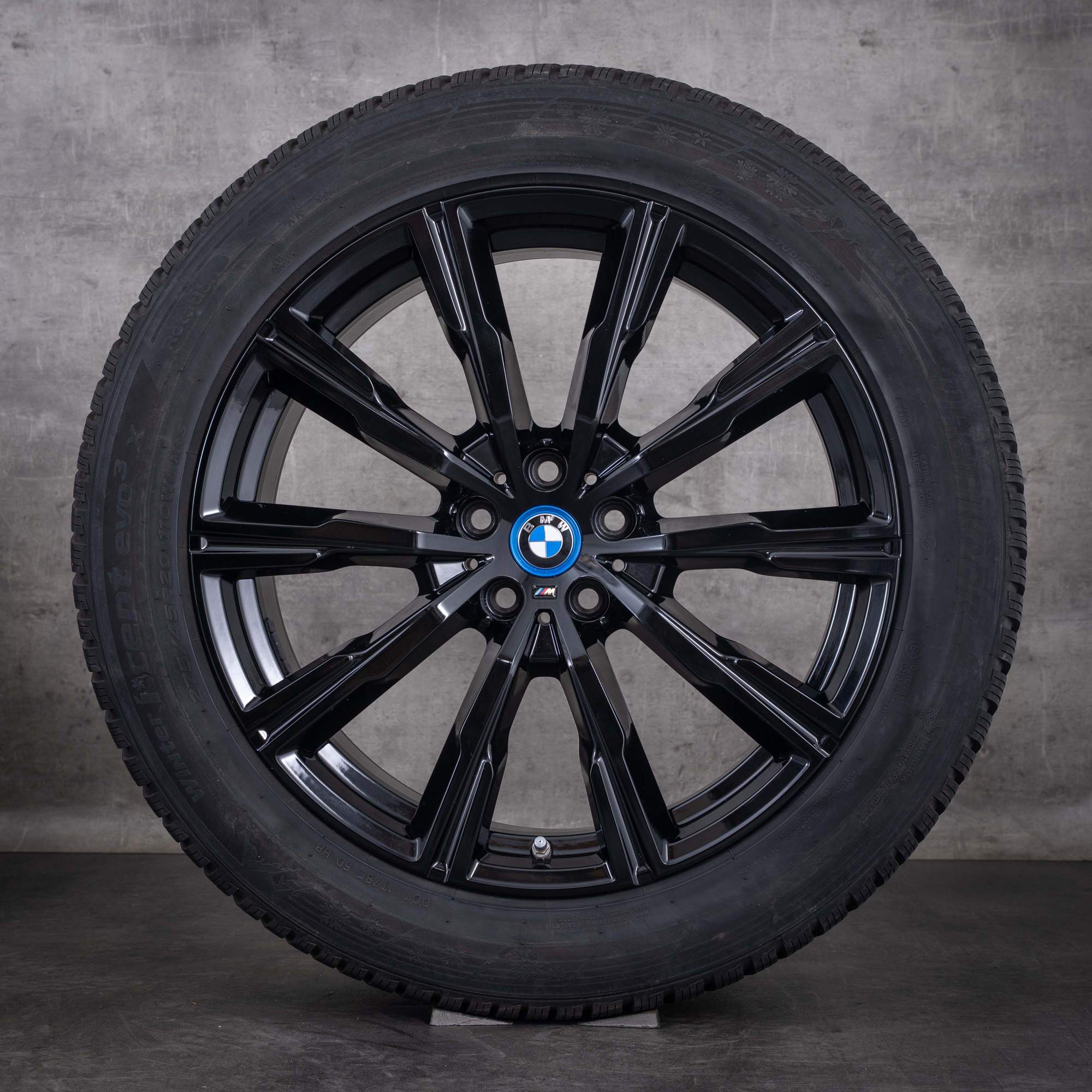 Alkuperäiset BMW X5 X6 -talvirenkaat 20 tuumaa G05 G06 -vanteet Styling 740 M 8071996 jet black
