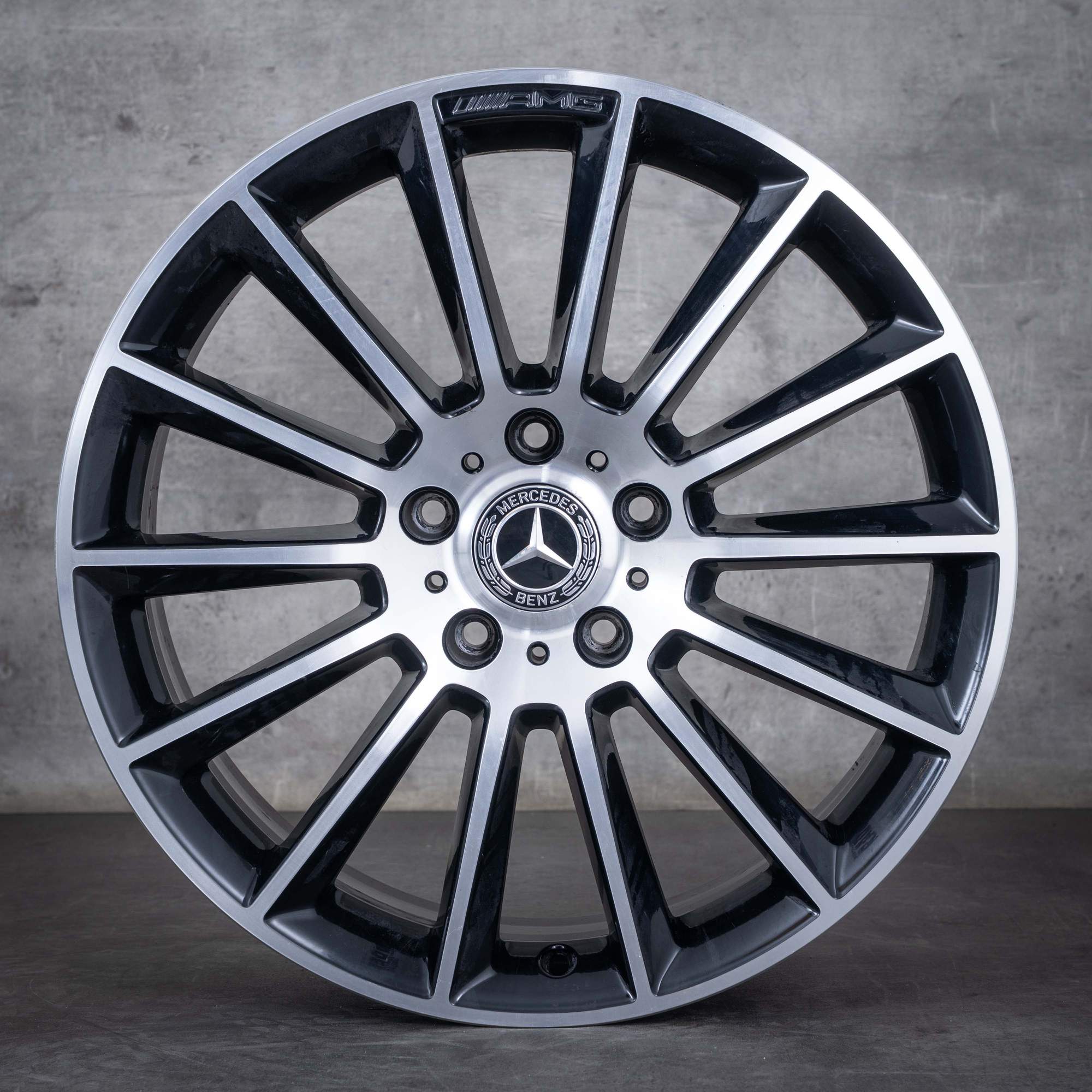 Oryginalne felgi Mercedes Benz Klasa G AMG 20 cali W463 G350 d G400 G500 A4634011700 czarne polerowane