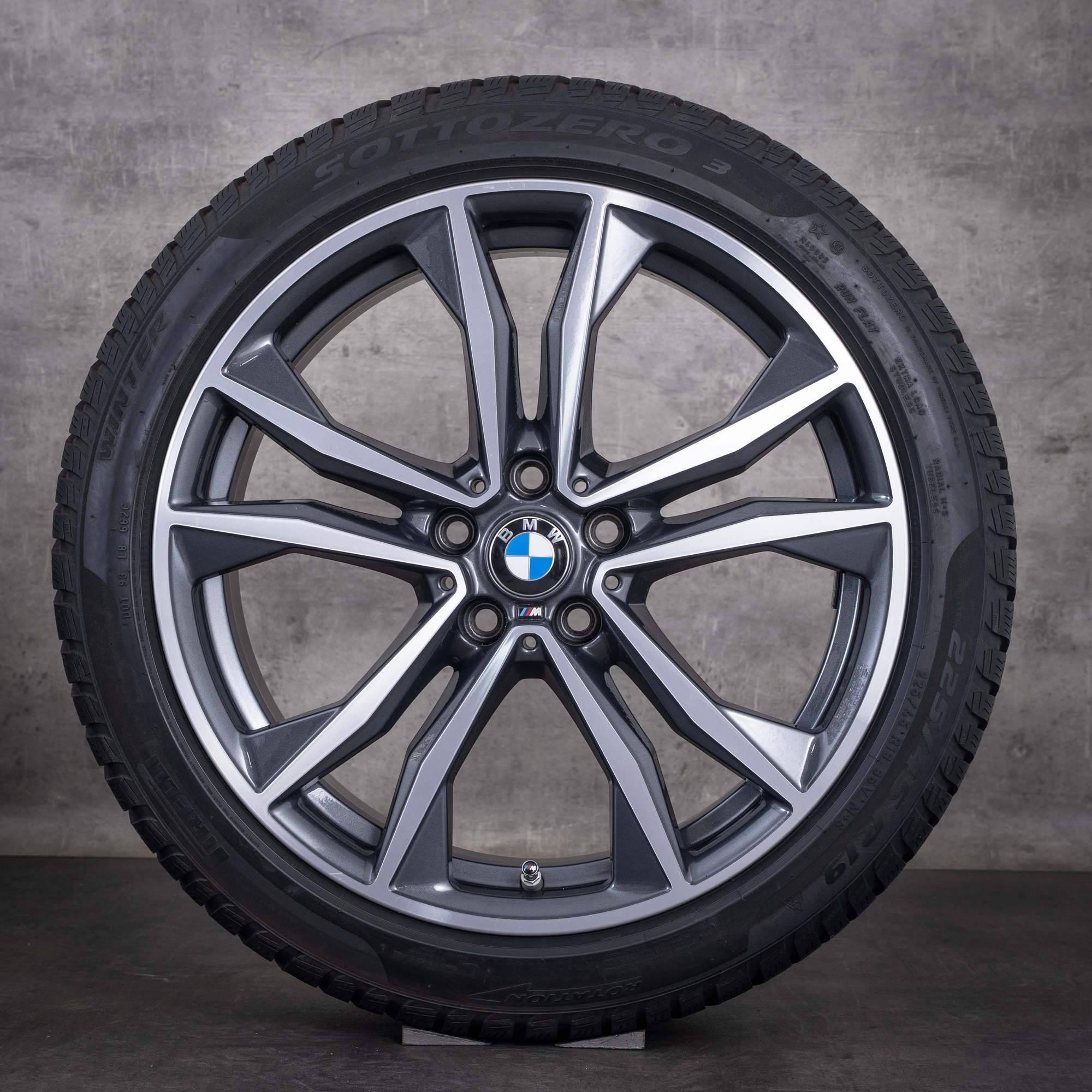 Original BMW X1 X2 Winterräder 19 Zoll F48 F39 Felgen  Styling 715 M 8008616 orbit grey front glanzgedreht - Rad 4 von 4
