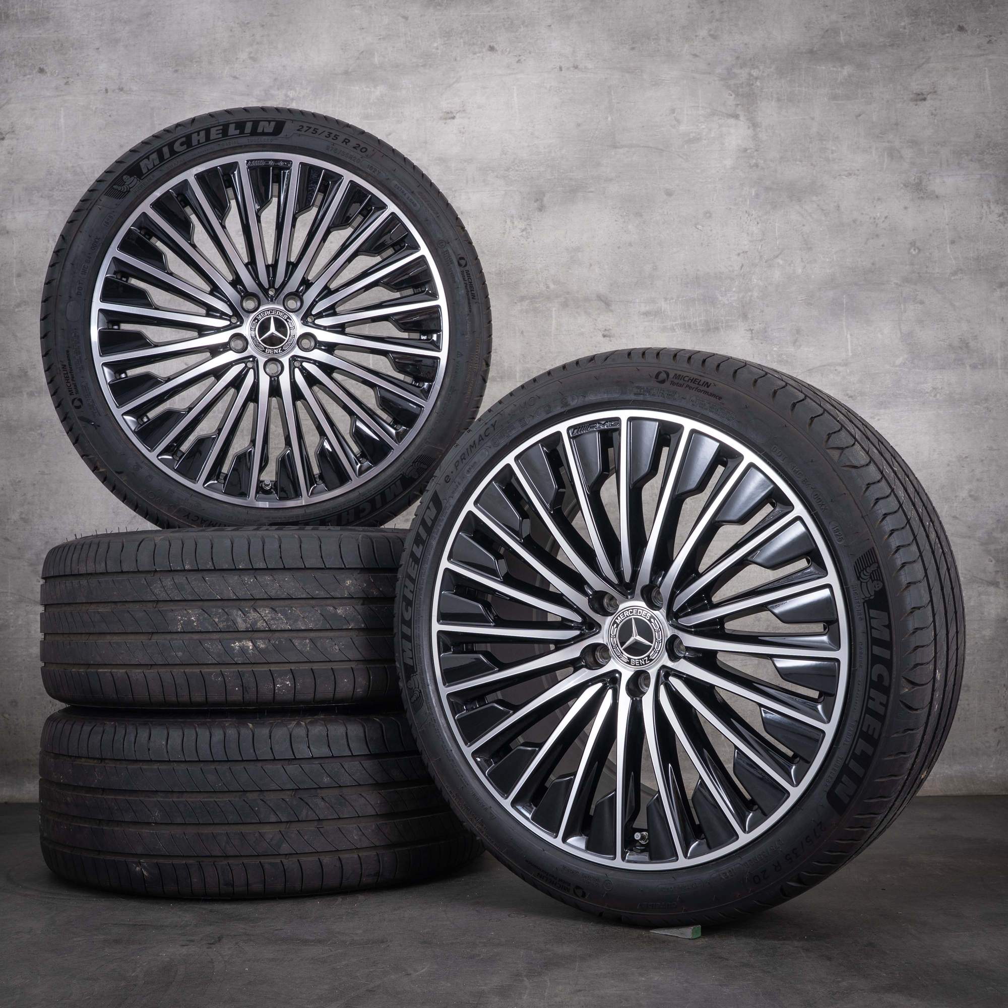 Originální zimní kola Mercedes-Benz třídy E AMG 20 palců W214 S214 disky A2144010500 A2144010600 černé s diamantovým výbrusem