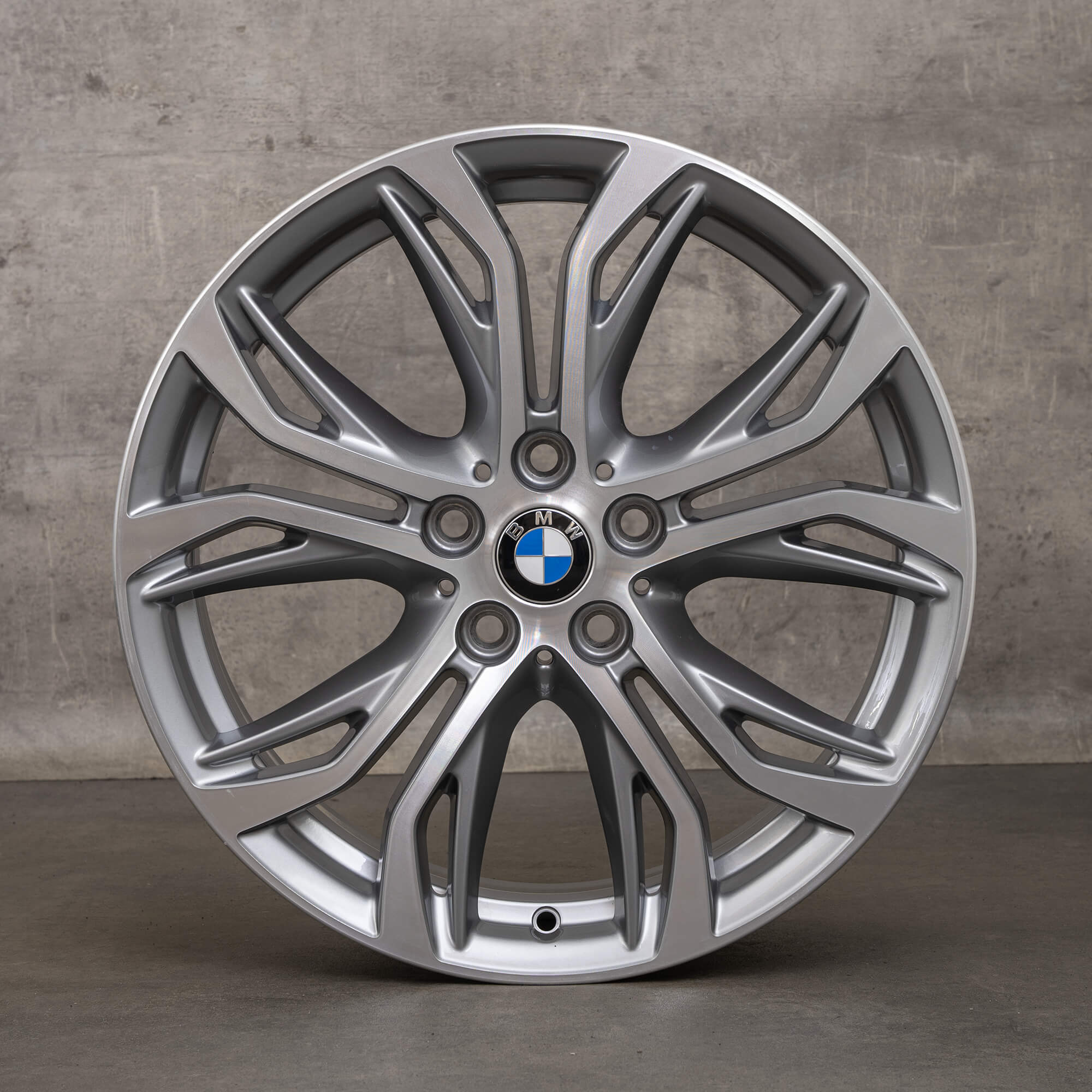 BMW X1 F48 X2 F39 18 inç jantlar stil 566 alüminyum 6856067 ferrik gri