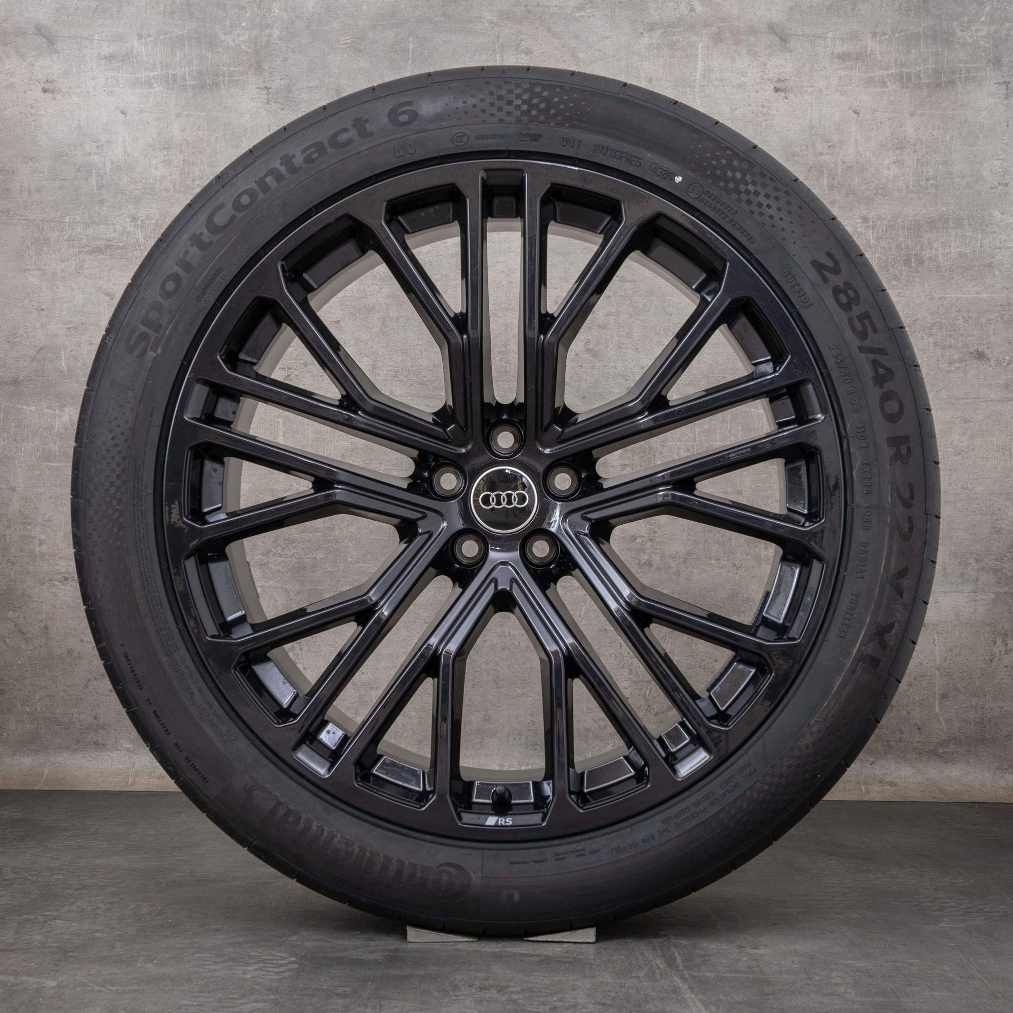 Original Audi Q8 SQ8 Felgen 22 Zoll 4M8 Sommerräder 4M8601025BP granit glanz