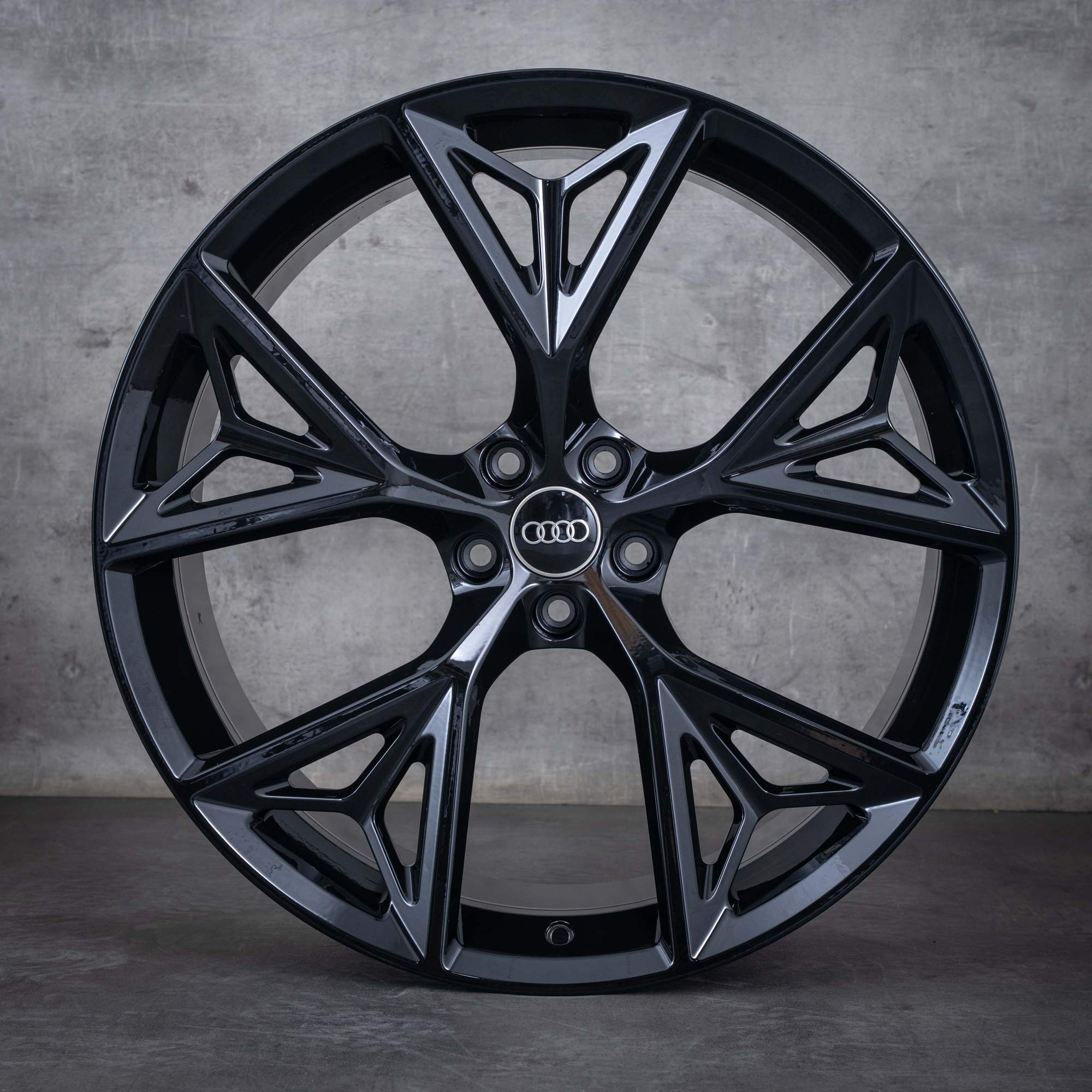 OEM Audi Q8 SQ8 rims 22 inch 4M8 summer wheels 4M8601025AB black glossy