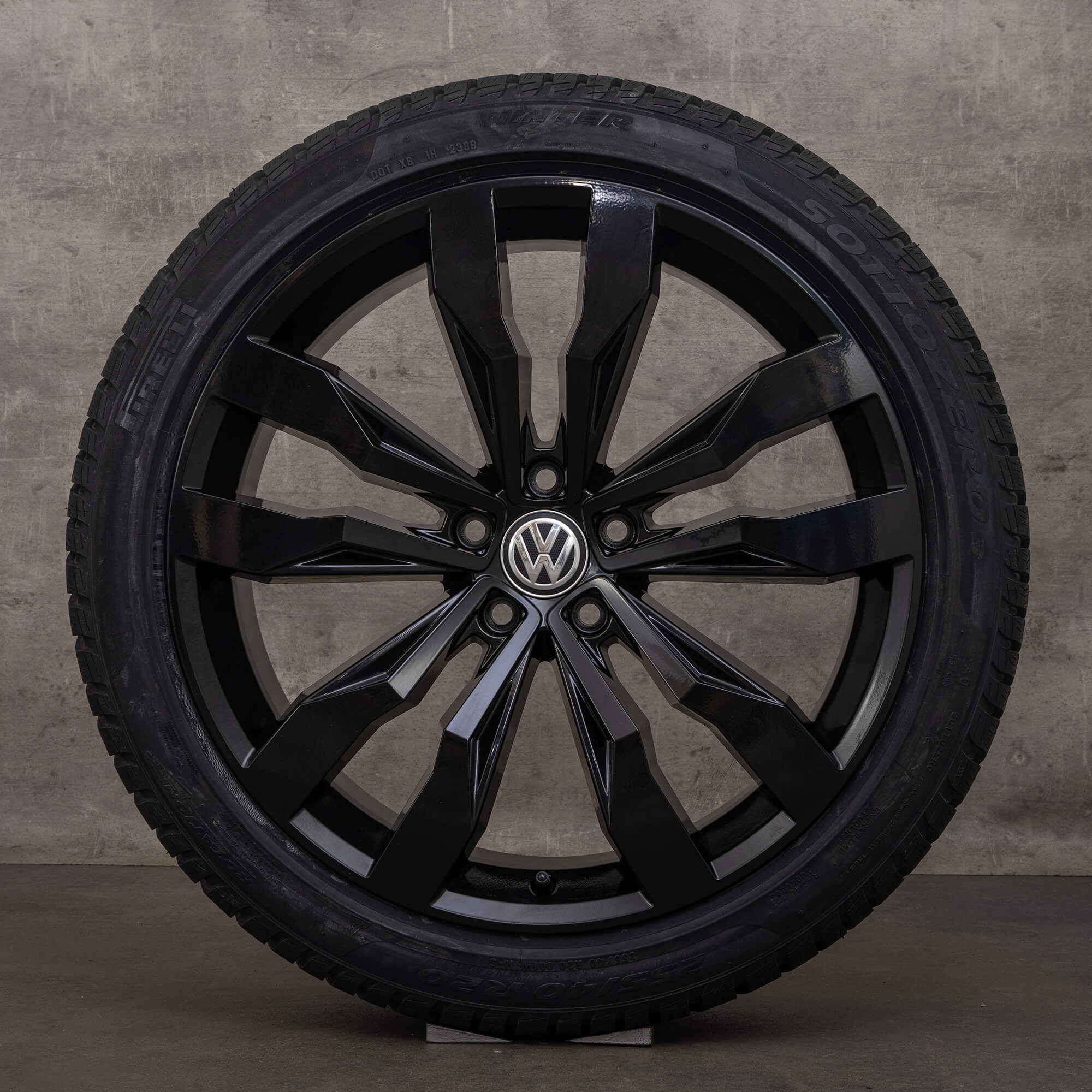 Originale VW Tiguan II felger 20 tommer 5NA 5N vinterdekk 5NA601025G Suzuka