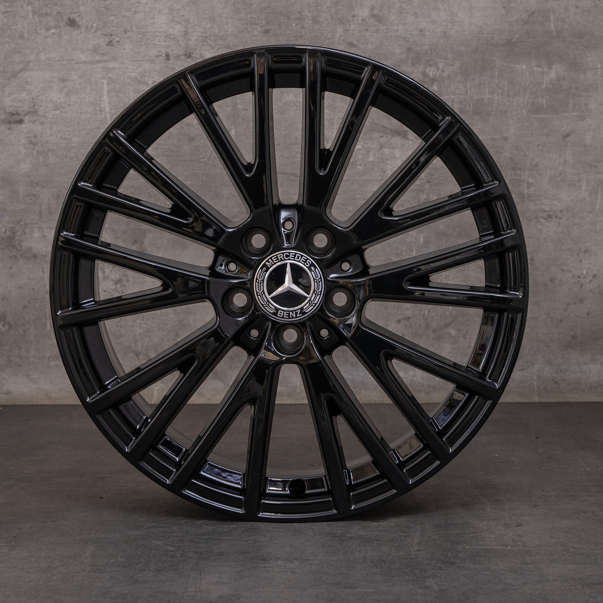 Originale Mercedes Benz A B Class CLA fælge 18 tommer W177 V177 W247 X118 C118 A1774010600 sort blank