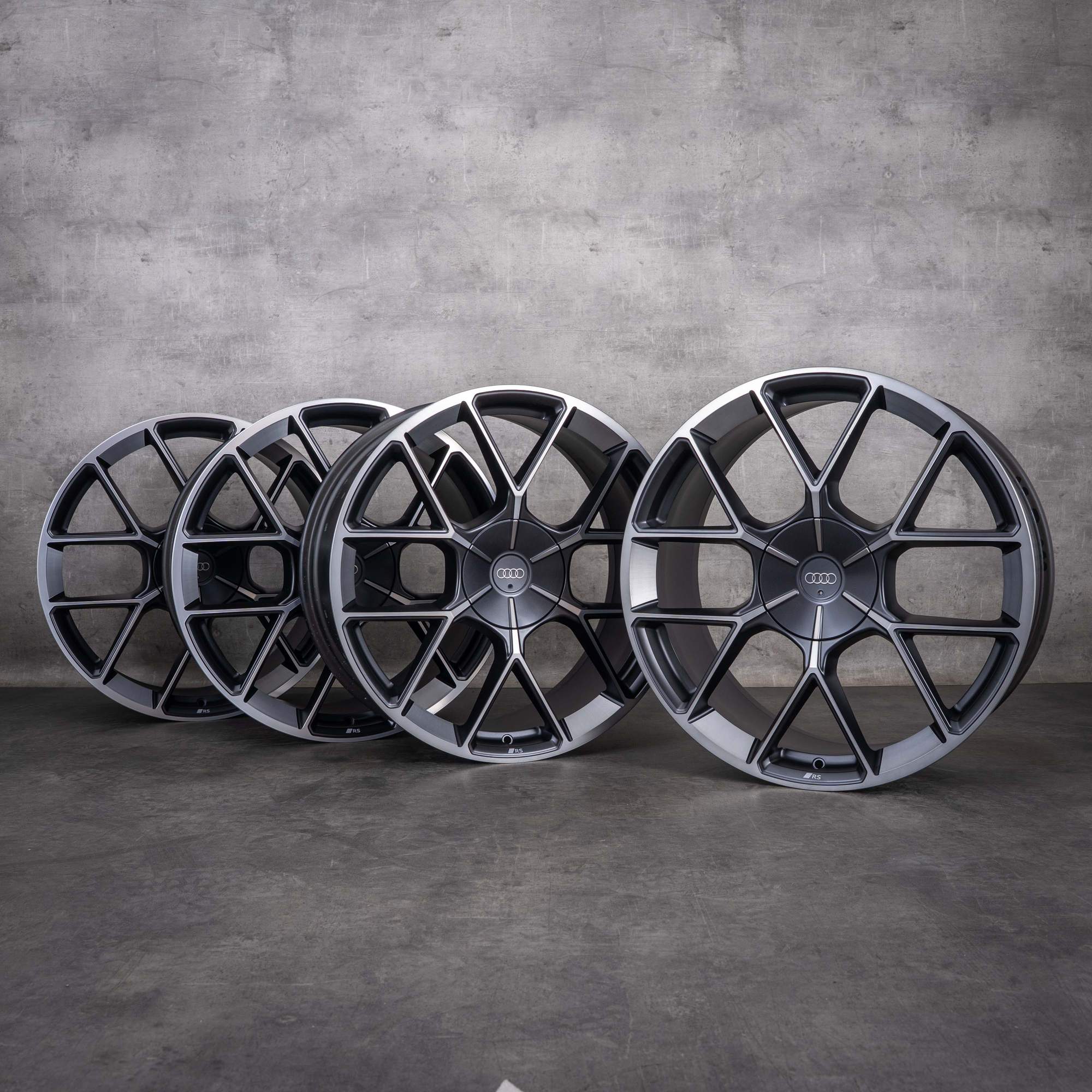 Original Audi e-tron GT RS Felgen 21 Zoll 4J3601025CJ 4J3601025CK granit matt glanzgedreht NEU