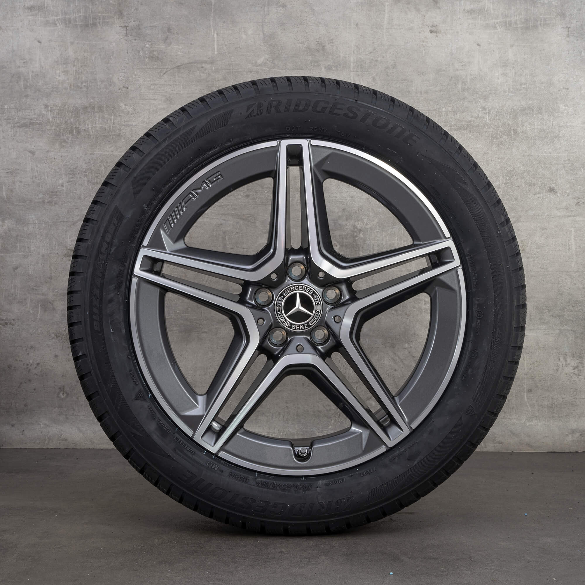 Oryginalne koła zimowe Mercedes Benz GLA GLB 19 cali H247 X247 felgi A2474011500 himalaya szary polerowane