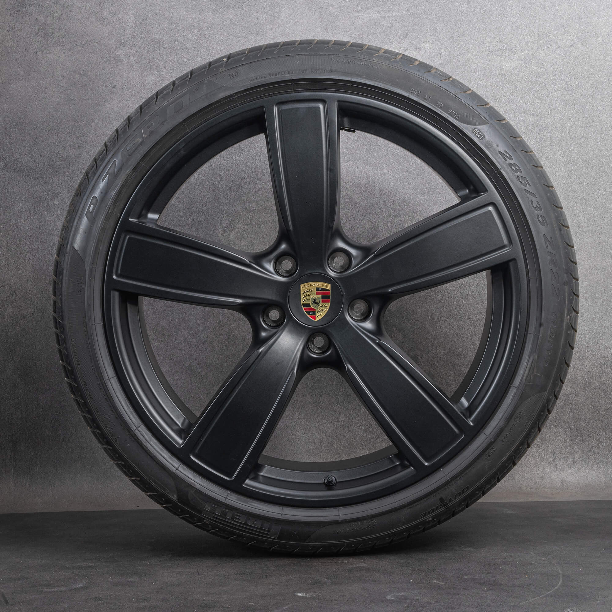 Oryginał Porsche Cayenne 9YA koła zimowe 22 cale felgi 9Y3601025AP 9Y0601025T czarny mat