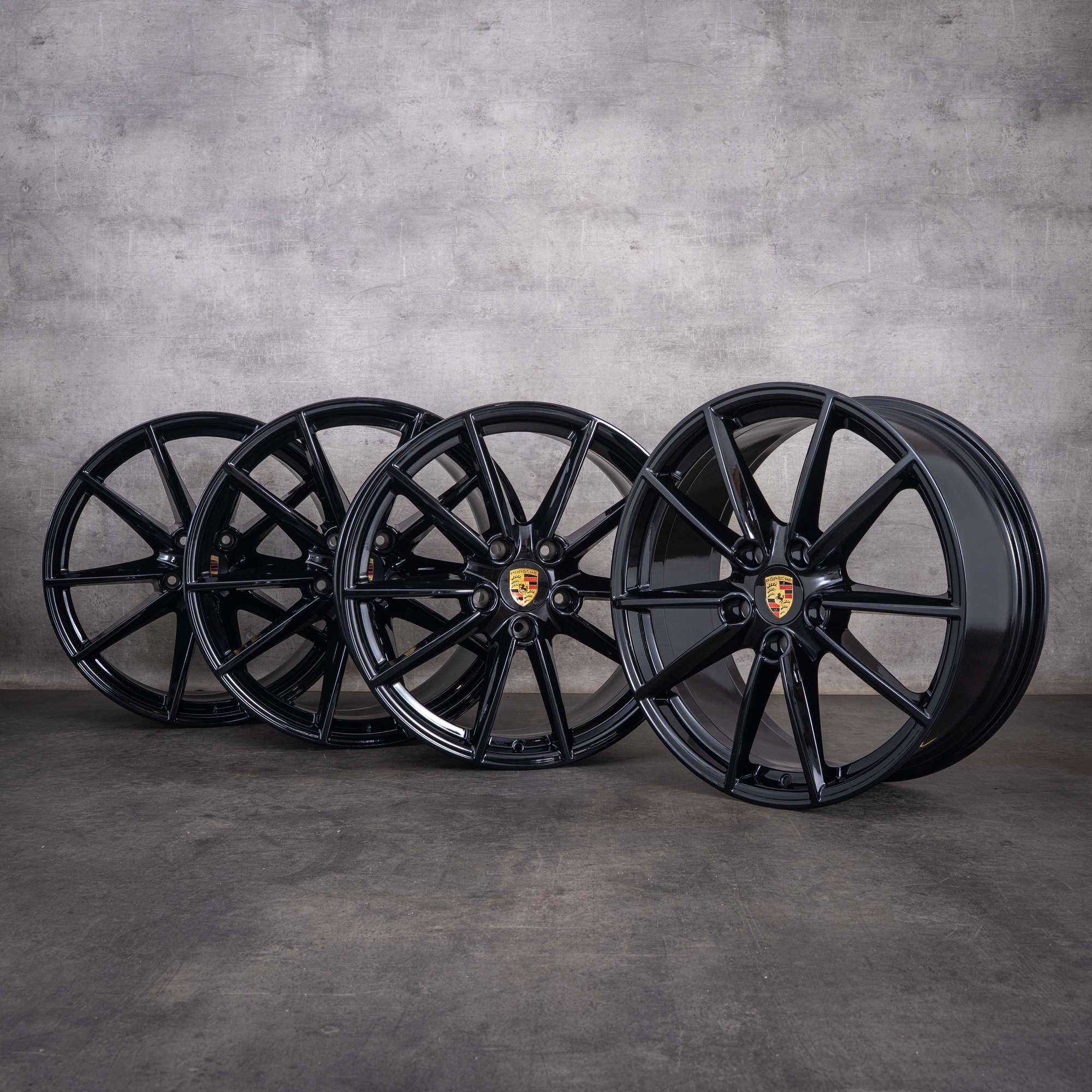 Original Porsche 992 I 20 21 Zoll Felgen 992601025C 992601025E Carrera S Rad schwarz glanz lackiert