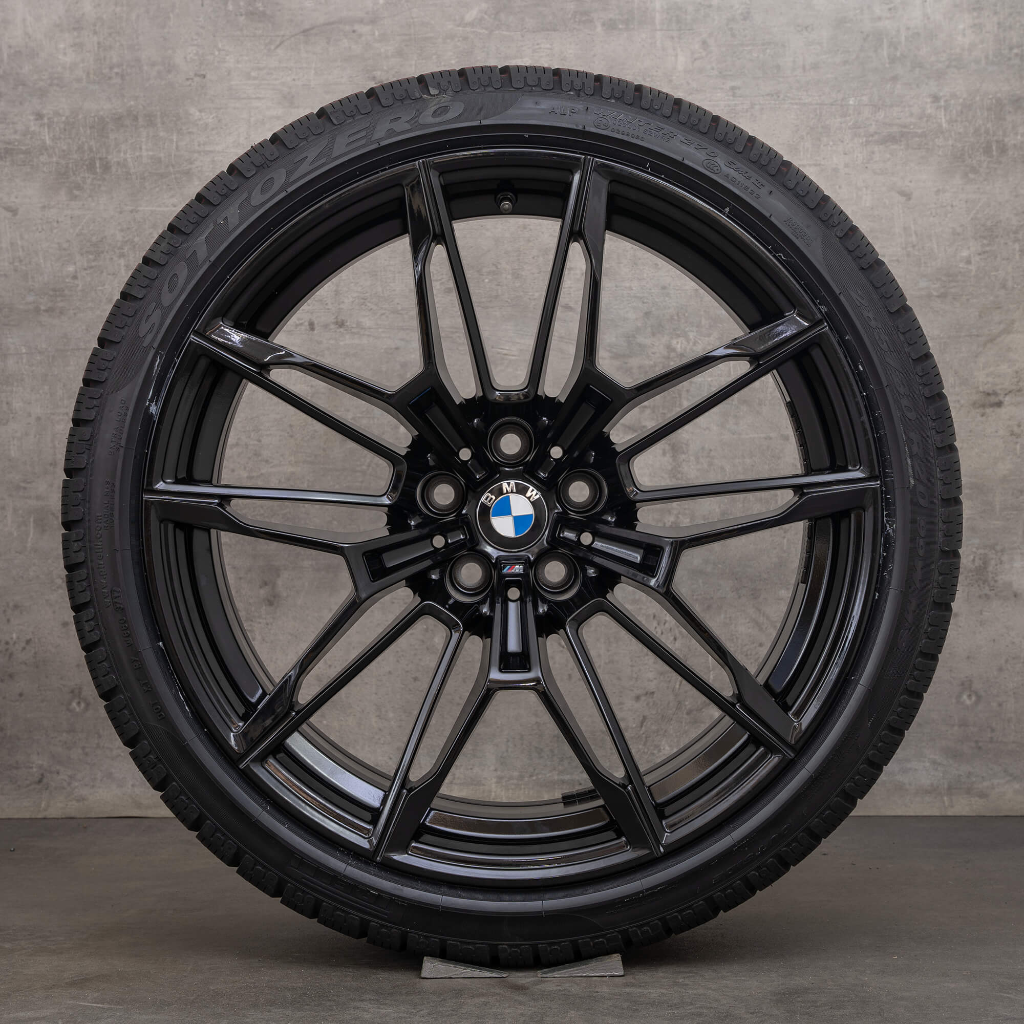 BMW M3 G80 M4 G82 G83 Winterräder 19 20 Zoll 825 M Winterräder  