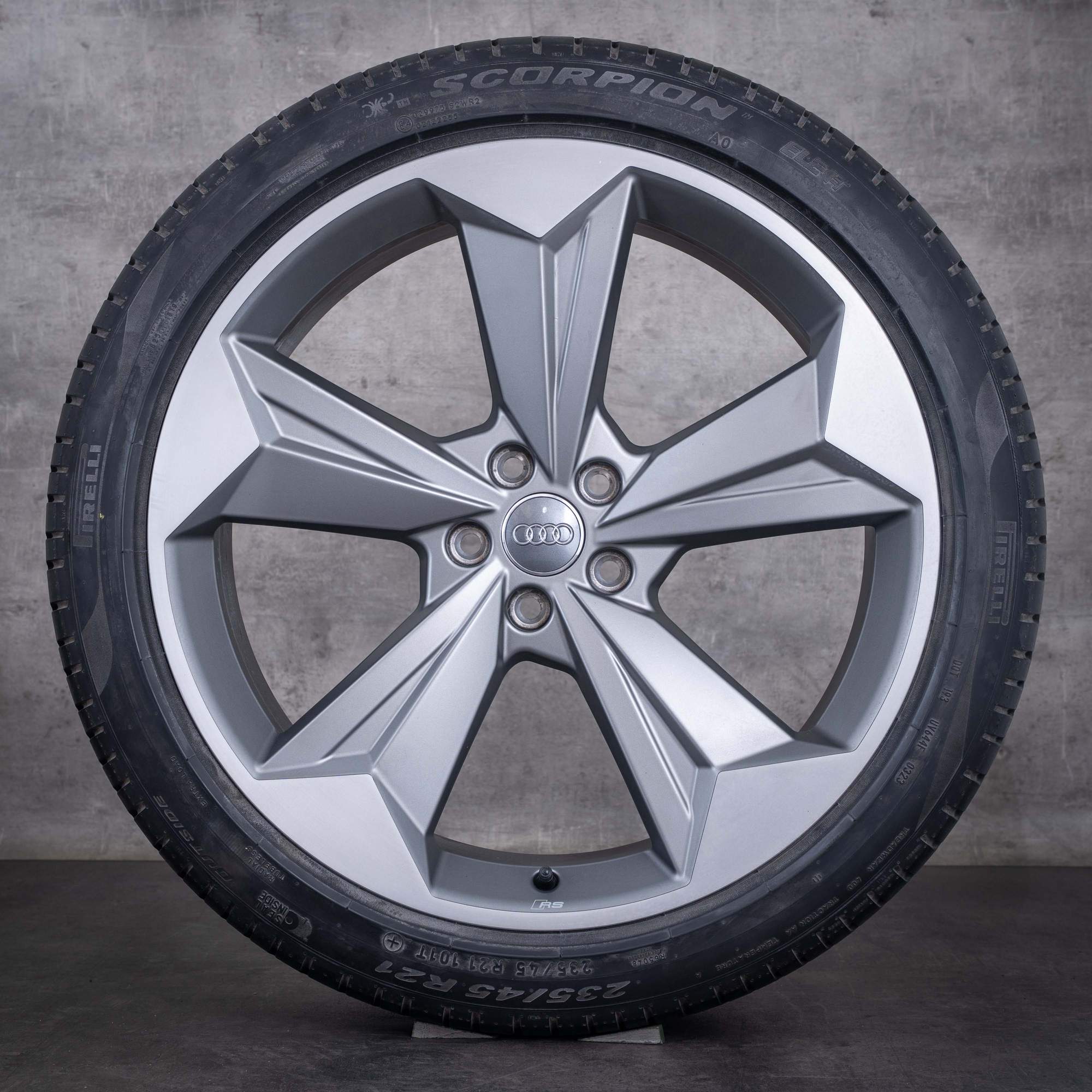 Original Audi Q4 Sportback SUV Felgen 21 Zoll Sommerreifen Rotor Evo 89A601025 89A601025R titan matt rand glanzgedreht