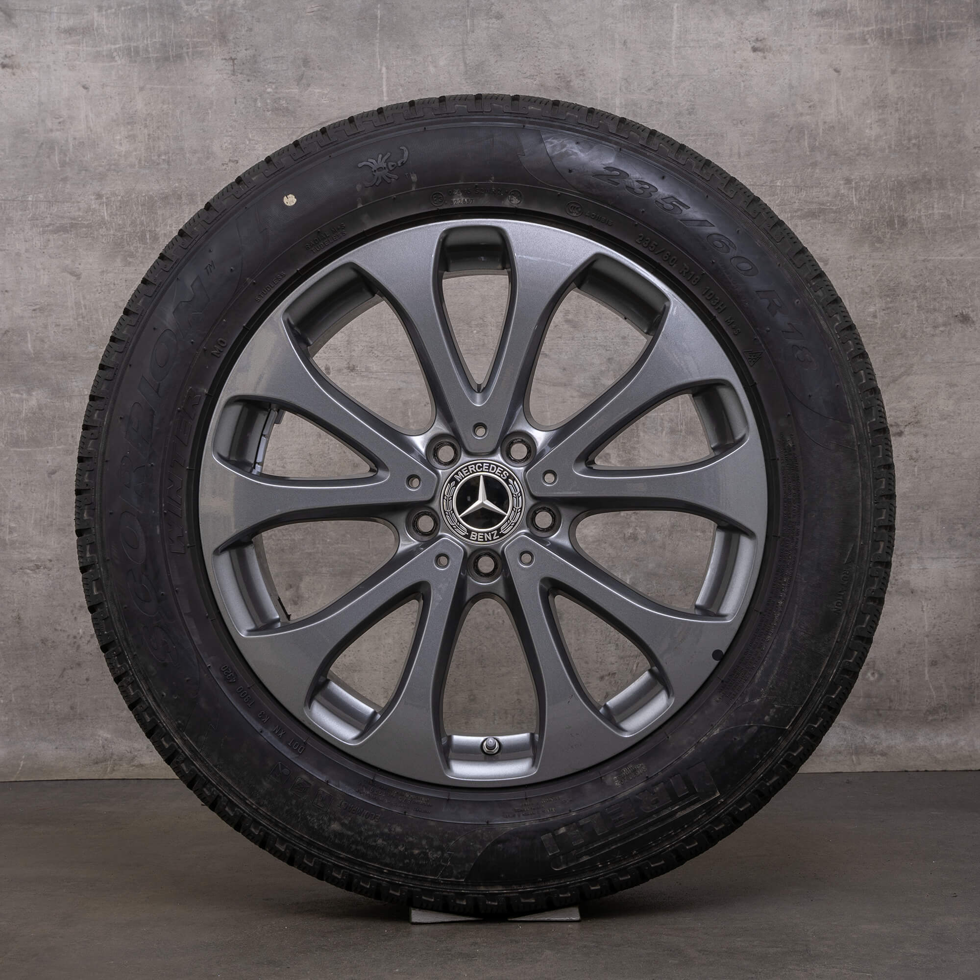 Alkuperäiset Mercedes Benz GLC talvirenkaat 18 tuuman X253 C253 vanteet A2534011500 himalajan harmaa